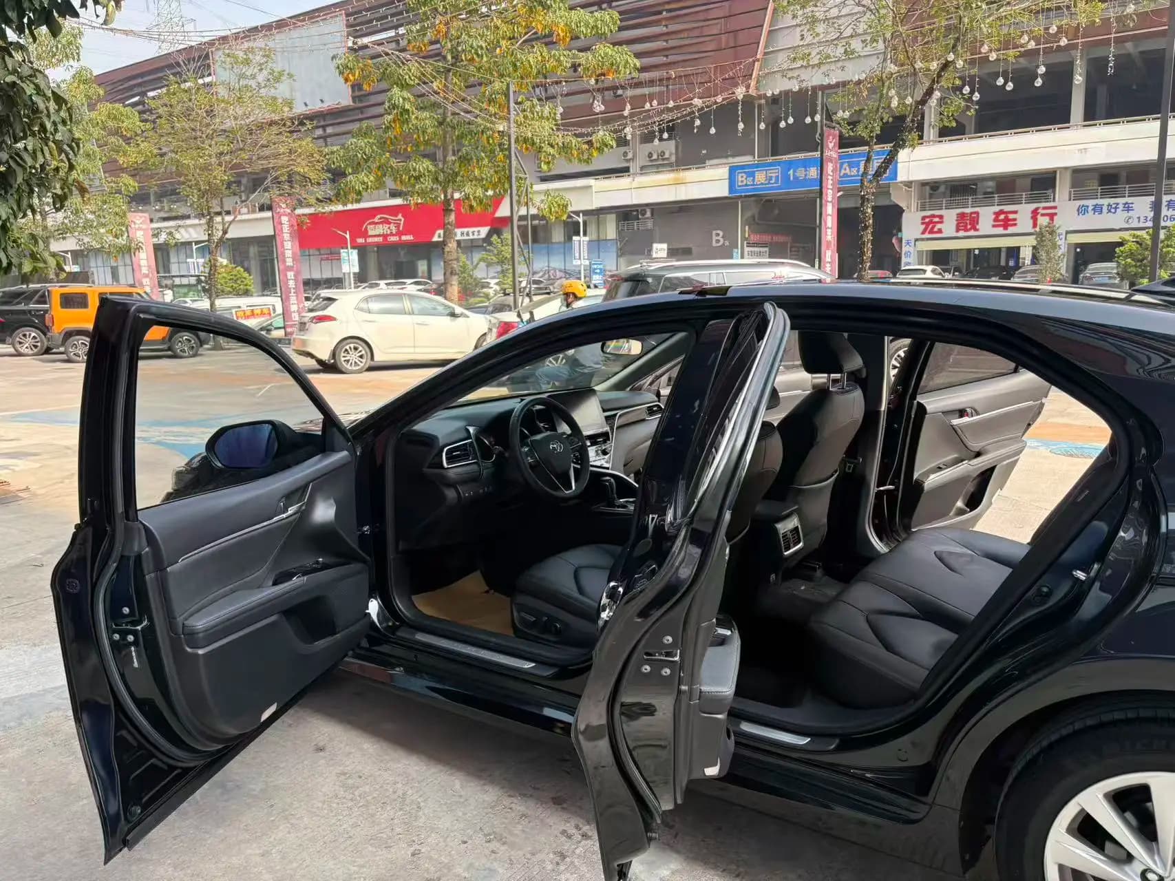 Toyota Camry 2021 г. 100066 км. — фото 9