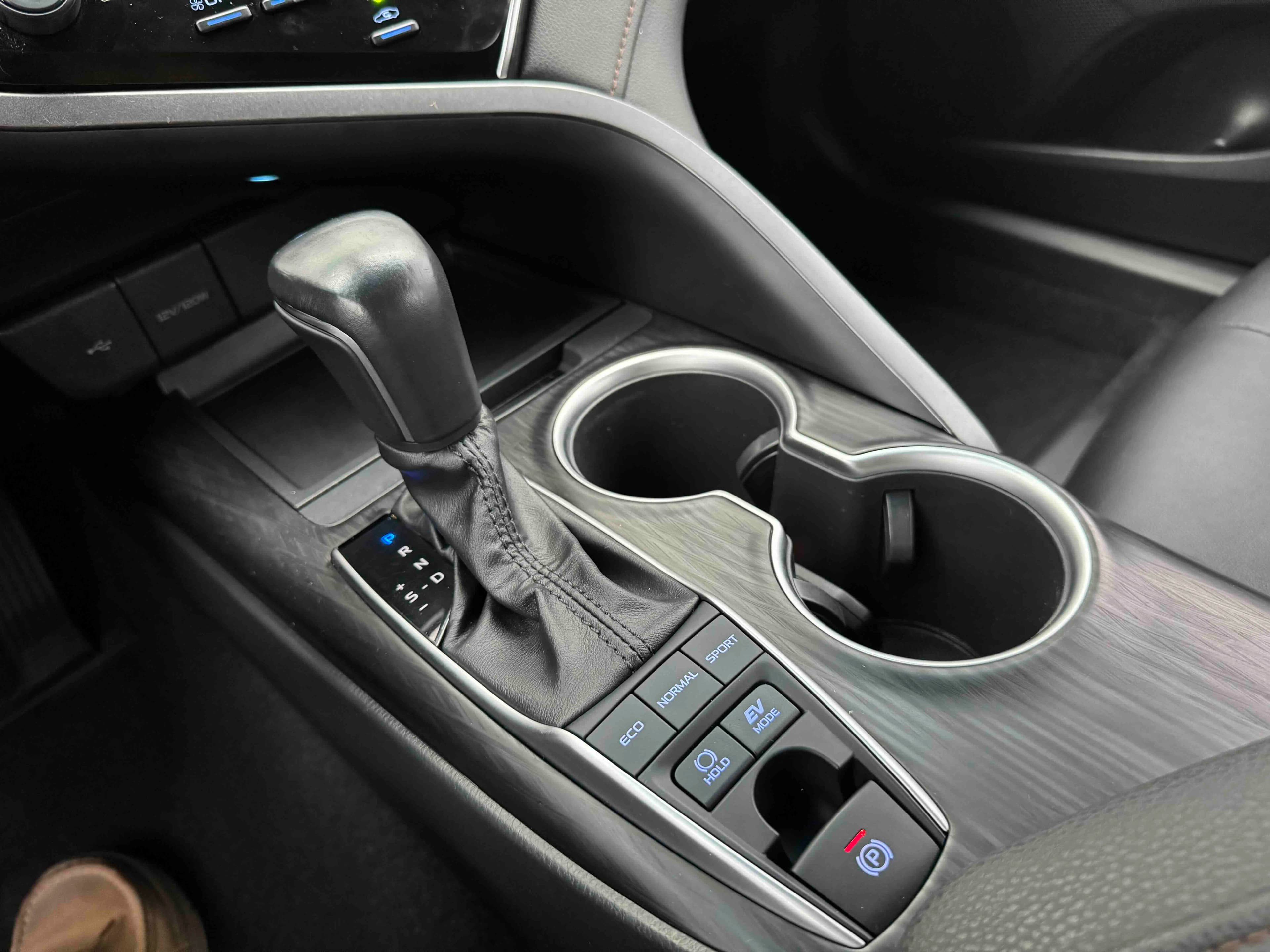 Toyota Camry 2021 г. 38068 км. — фото 14