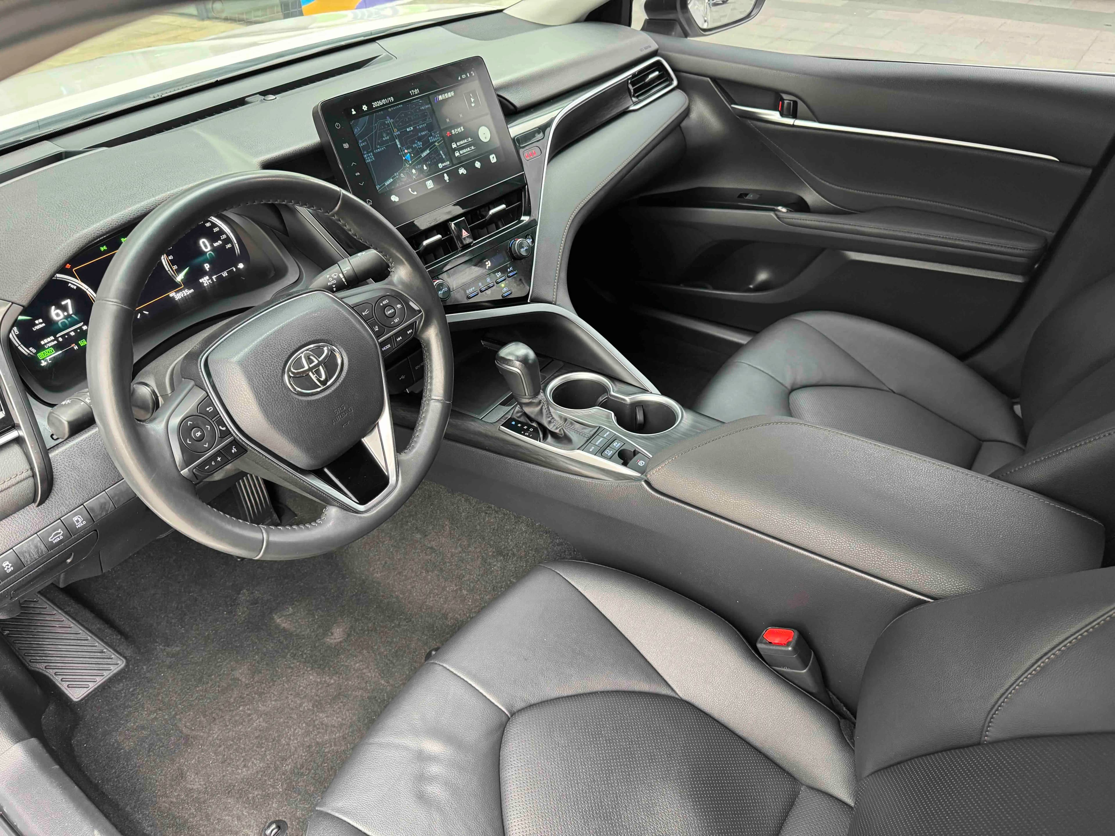 Toyota Camry 2021 г. 38068 км. — фото 15