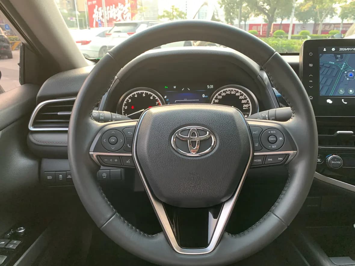 Toyota Camry 2023 г. 15069 км. — фото 11
