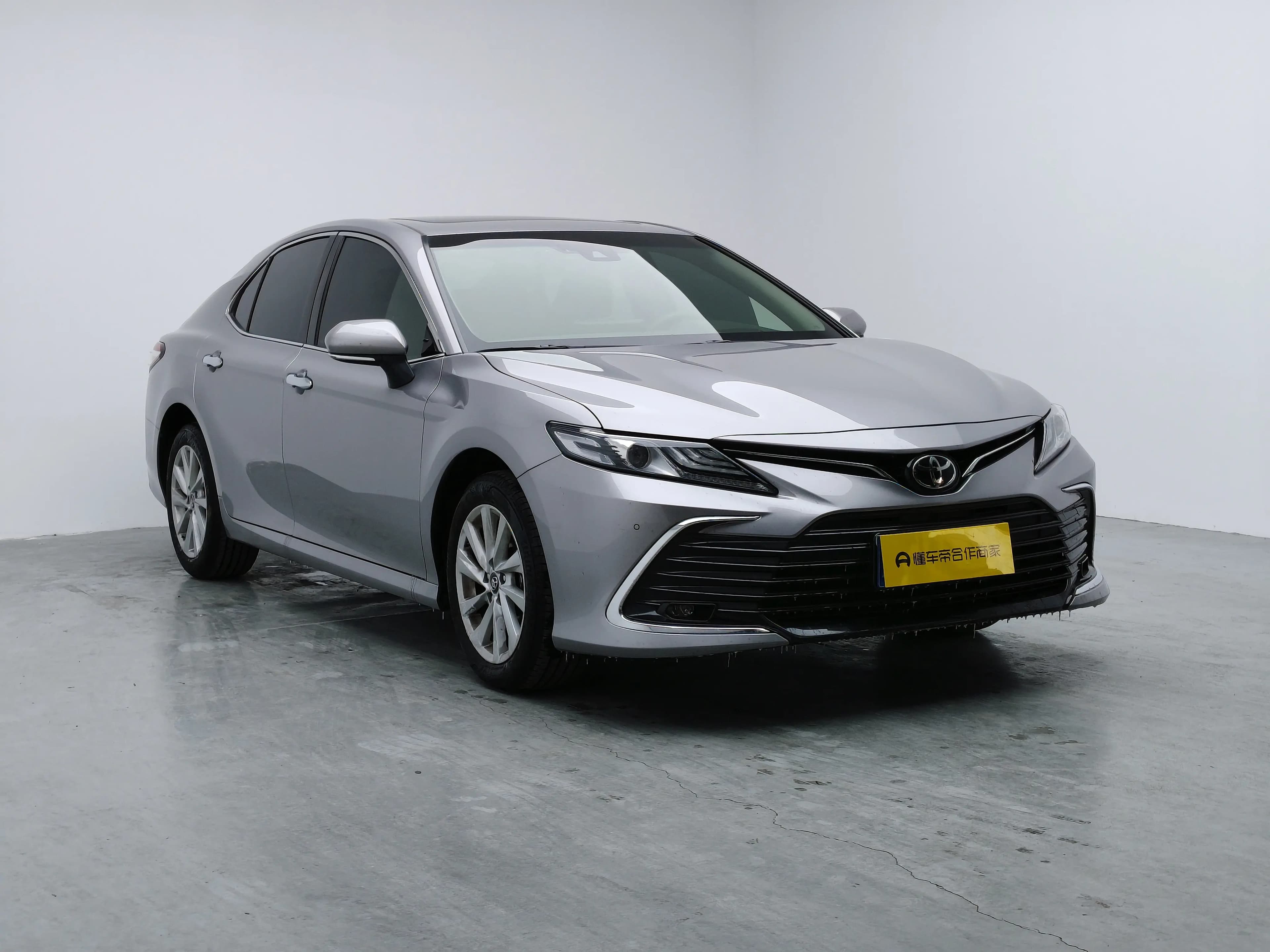 Toyota Camry 2022 г. 18071 км. — фото 3