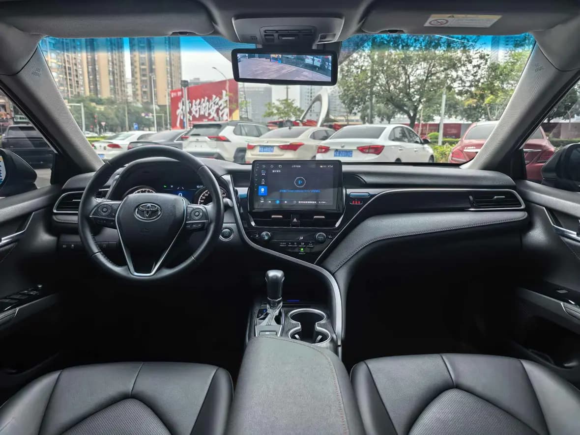 Toyota Camry 2022 г. 16072 км. — фото 11