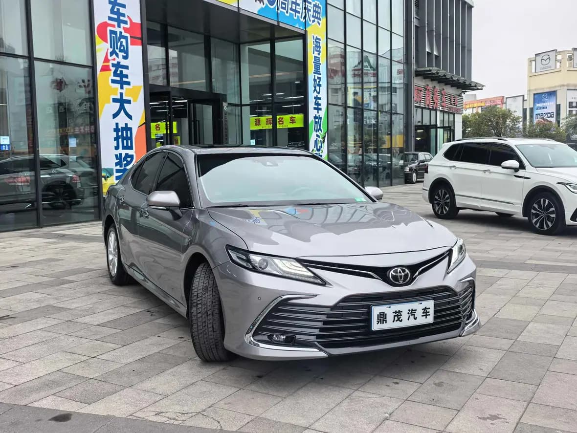 Toyota Camry 2022 г. 16072 км. — фото 3