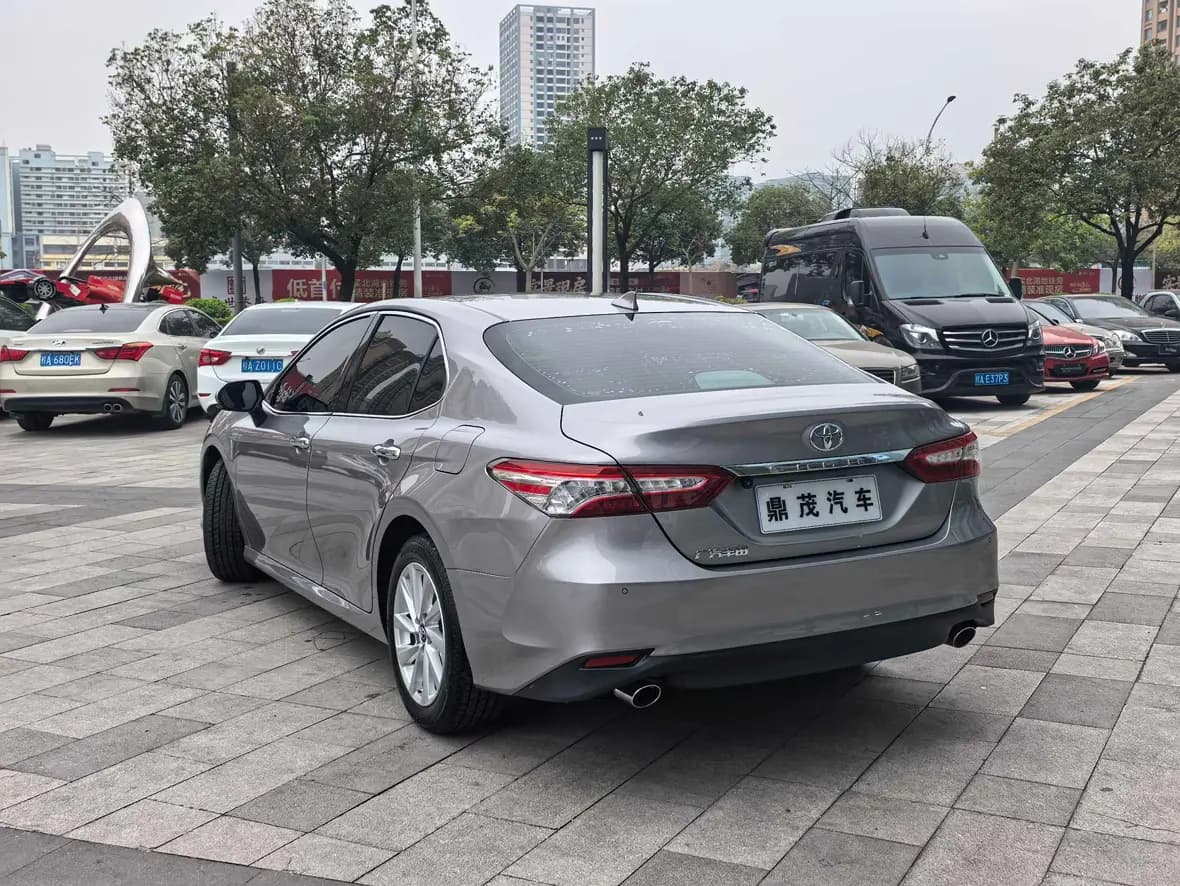 Toyota Camry 2022 г. 16072 км. — фото 4