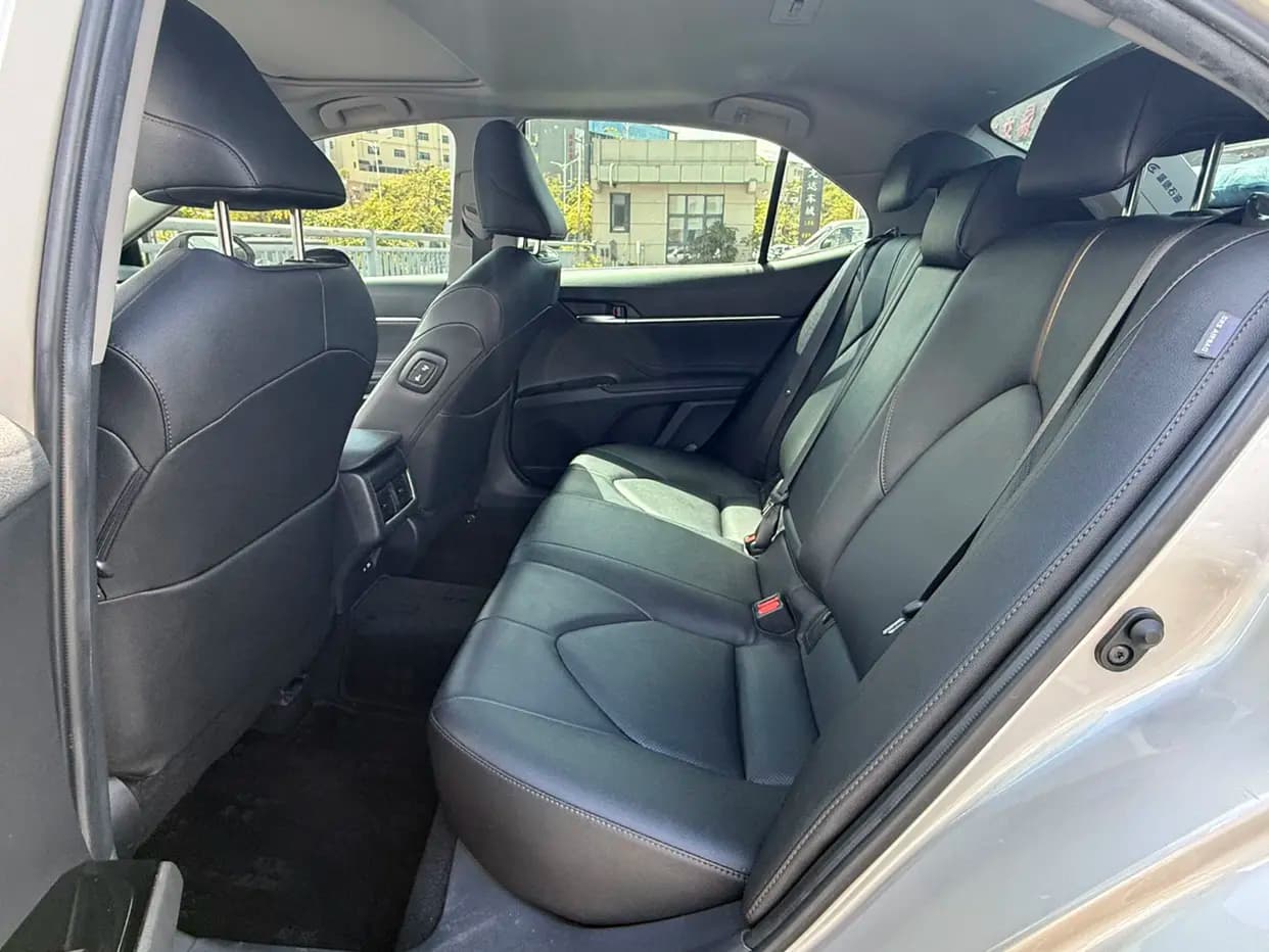 Toyota Camry 2022 г. 53075 км. — фото 9