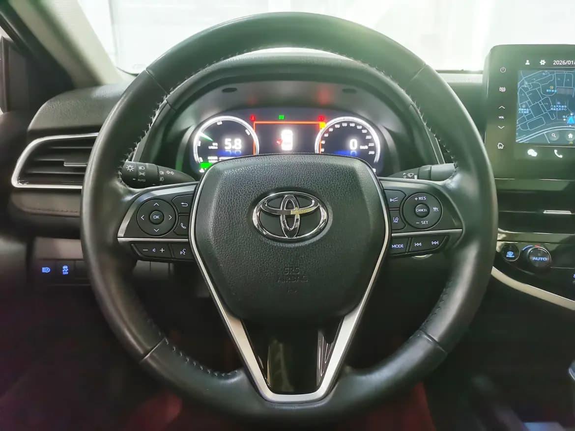 Toyota Camry 2022 г. 82078 км. — фото 16