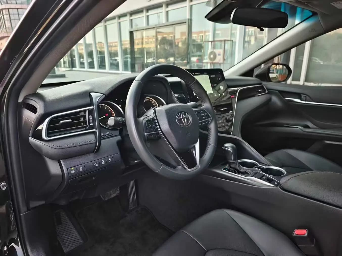 Toyota Camry 2022 г. 70000 км. — фото 7