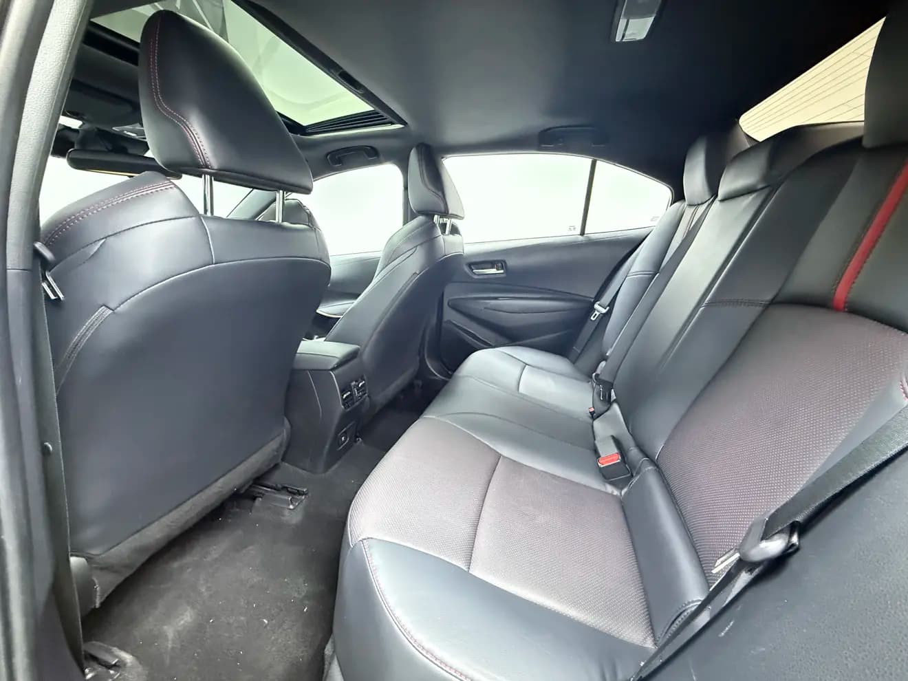 Toyota Levin 2021 г. 37000 км. — фото 11