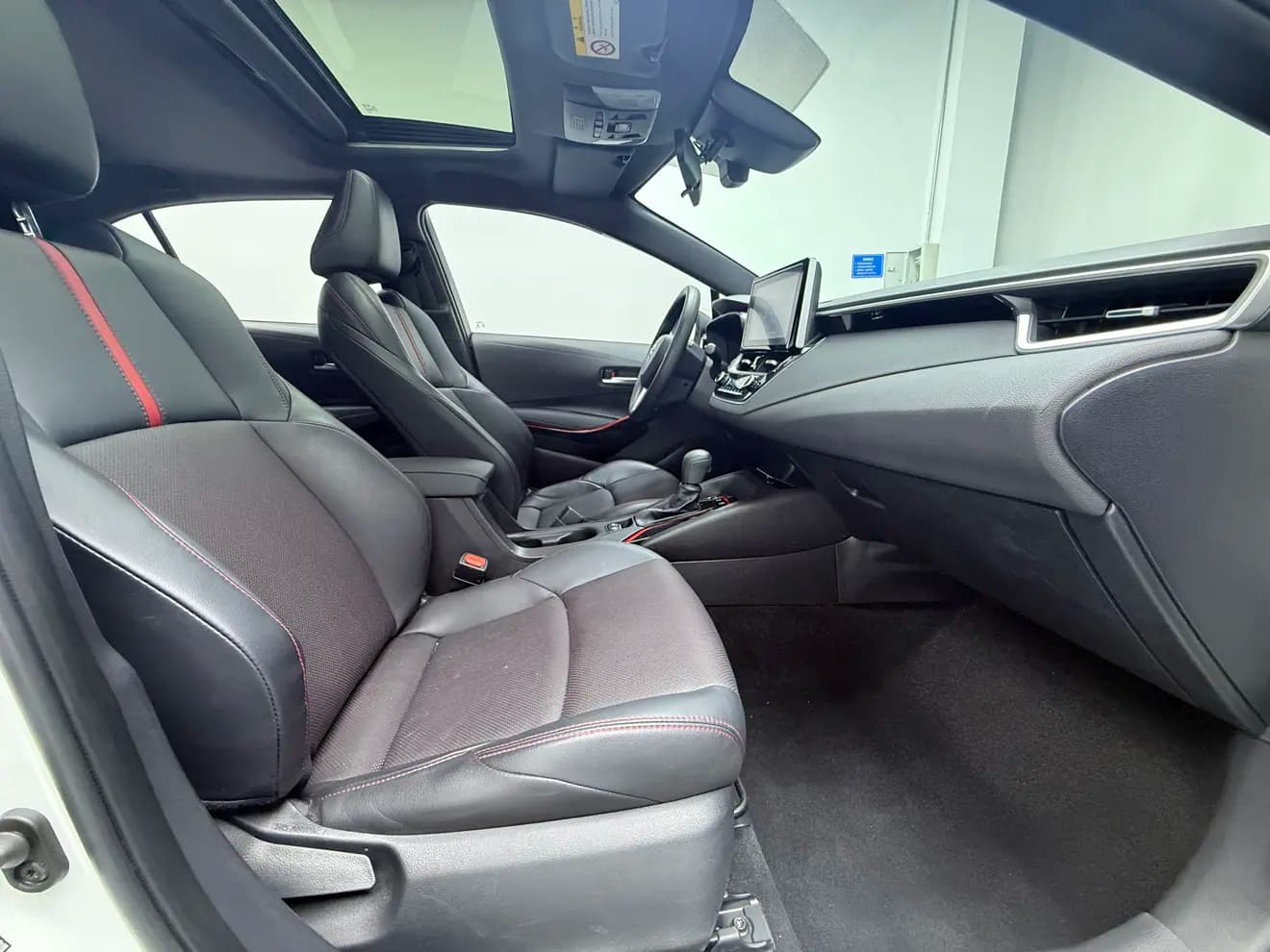 Toyota Levin 2021 г. 37000 км. — фото 10