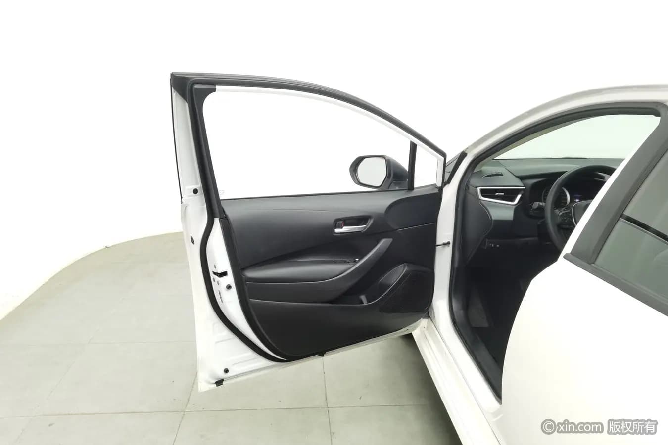 Toyota Corolla 2021 г. 42942 км. — фото 16