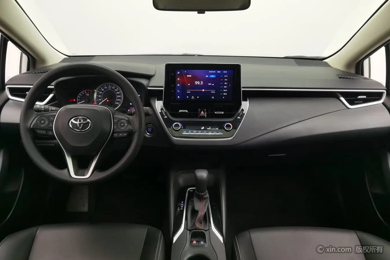 Toyota Corolla 2021 г. 42942 км. — фото 7