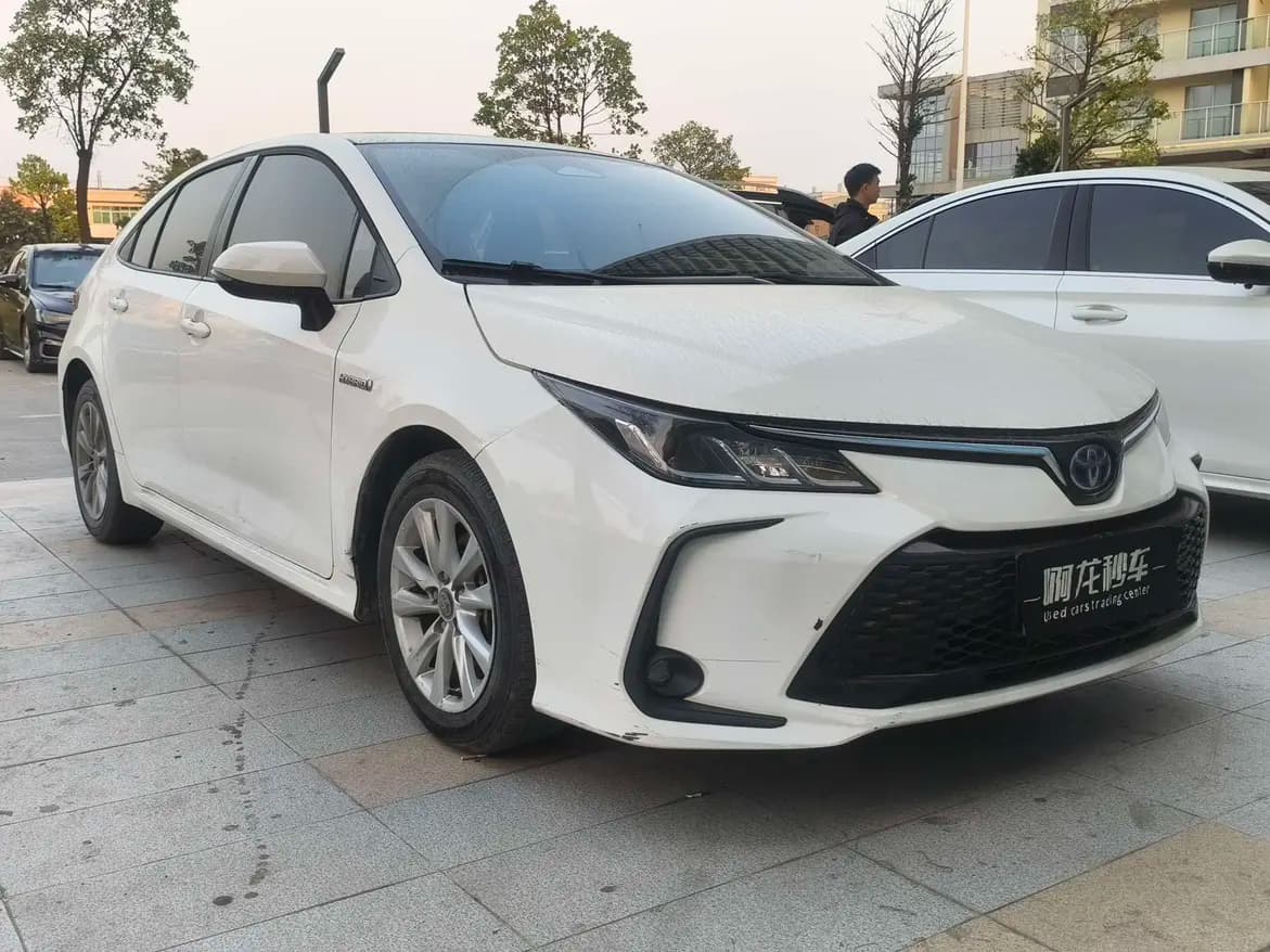 Toyota Corolla 2023 г. 27200 км. — фото 3