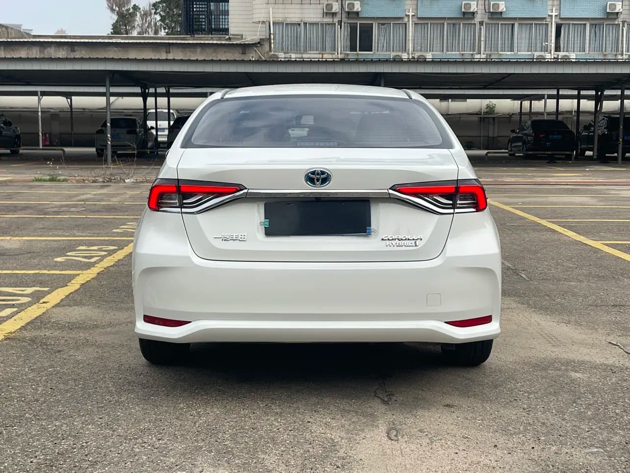 Toyota Corolla 2023 г. 13000 км. — фото 4