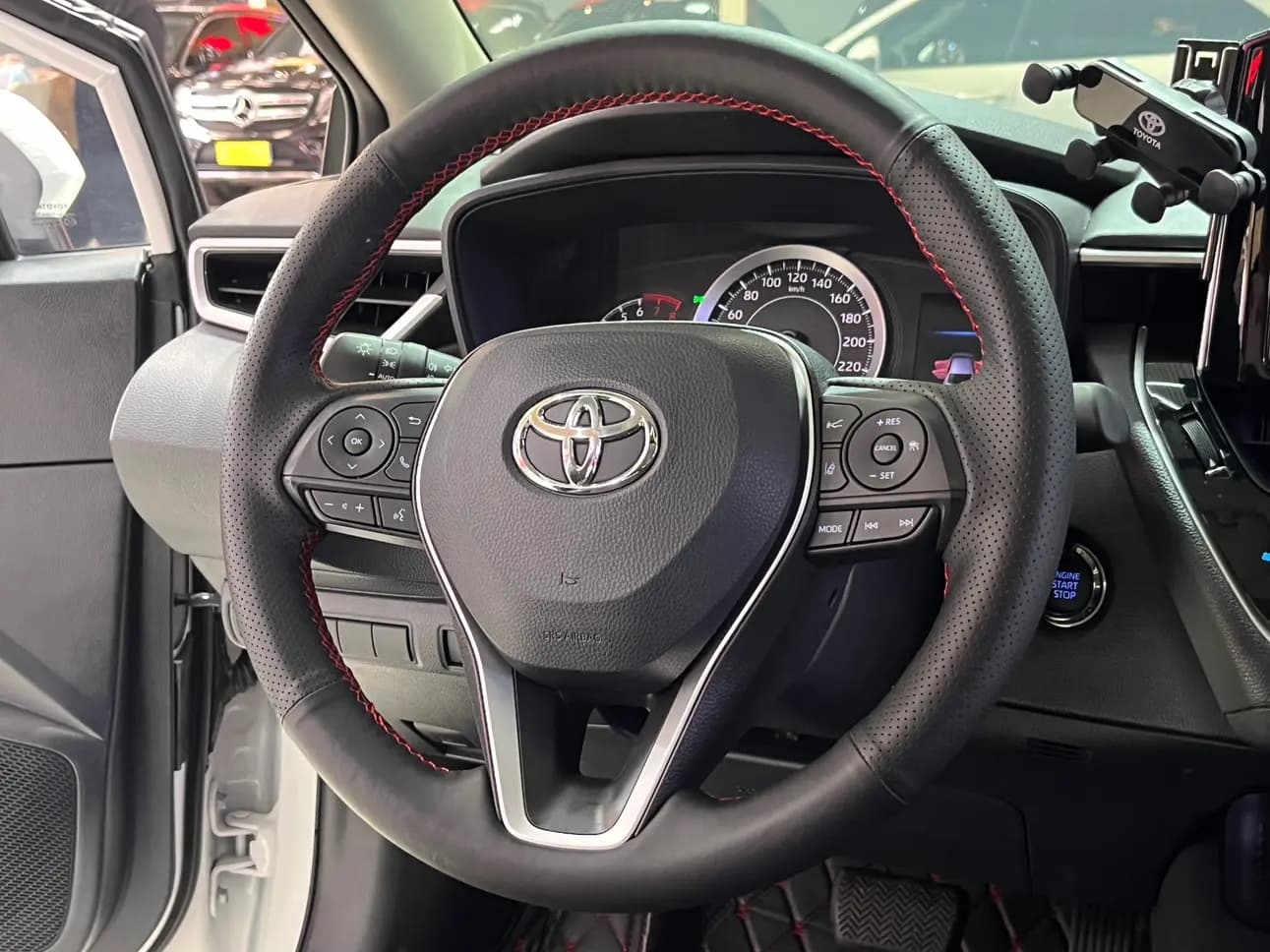 Toyota Corolla 2022 г. 48000 км. — фото 13