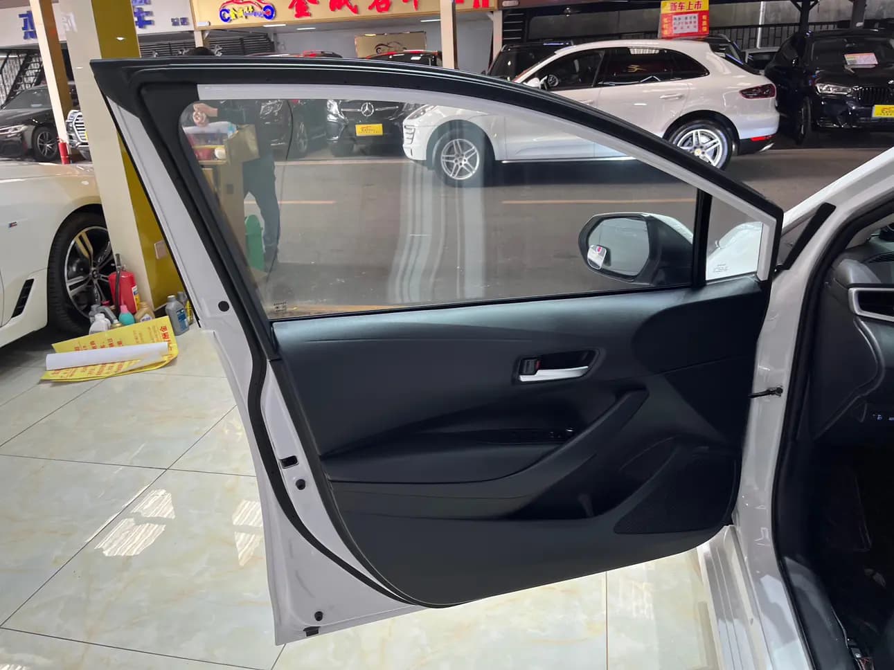 Toyota Corolla 2022 г. 48000 км. — фото 19
