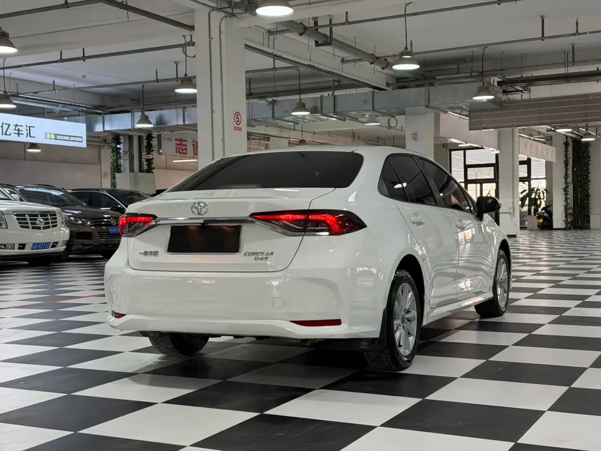 Toyota Corolla 2023 г. 24000 км. — фото 6