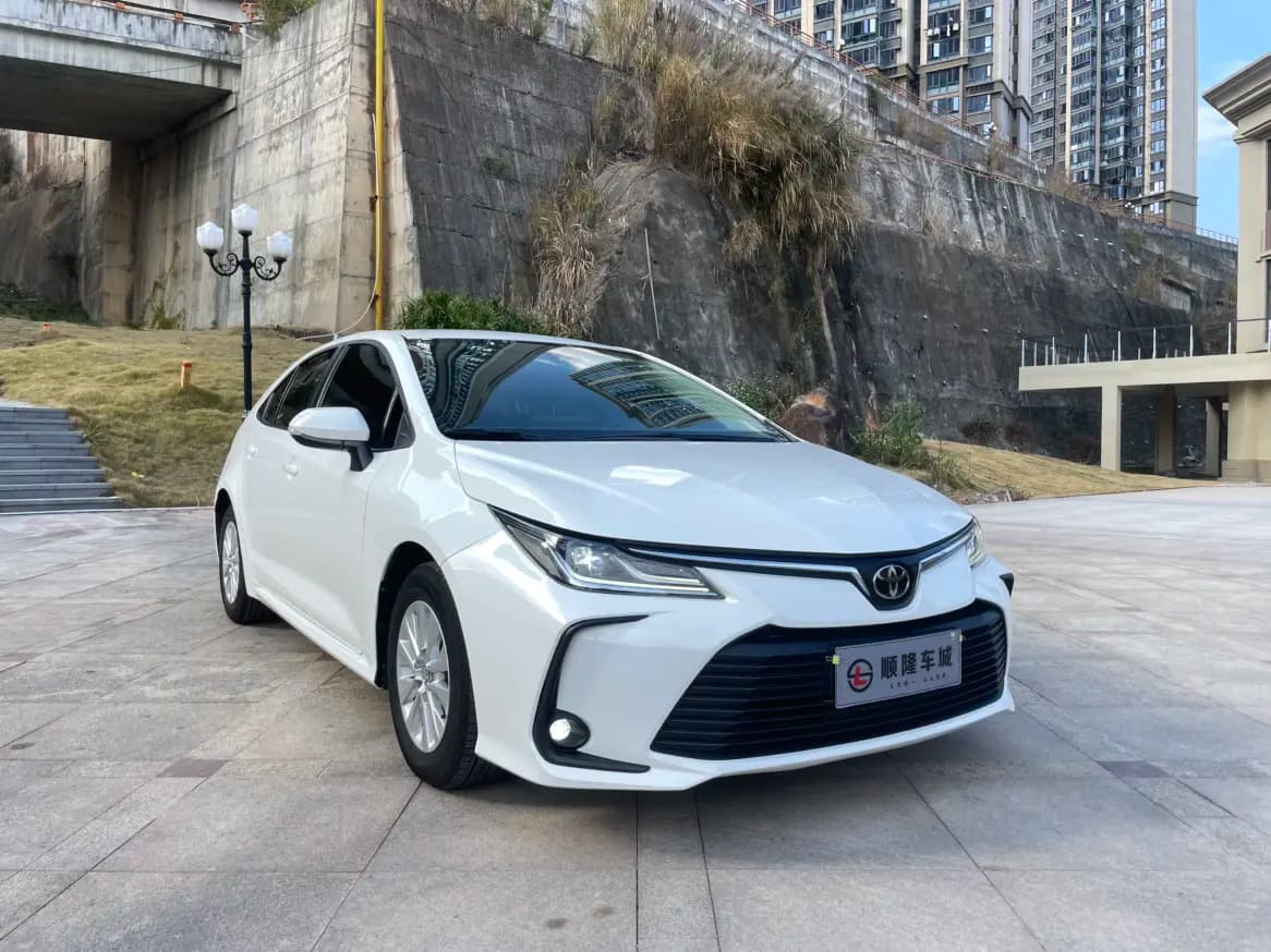 Toyota Corolla 2022 г. 22000 км. — фото 3