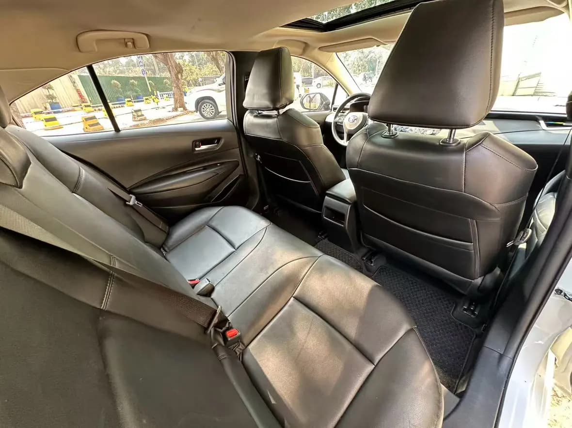 Toyota Corolla 2022 г. 24900 км. — фото 18