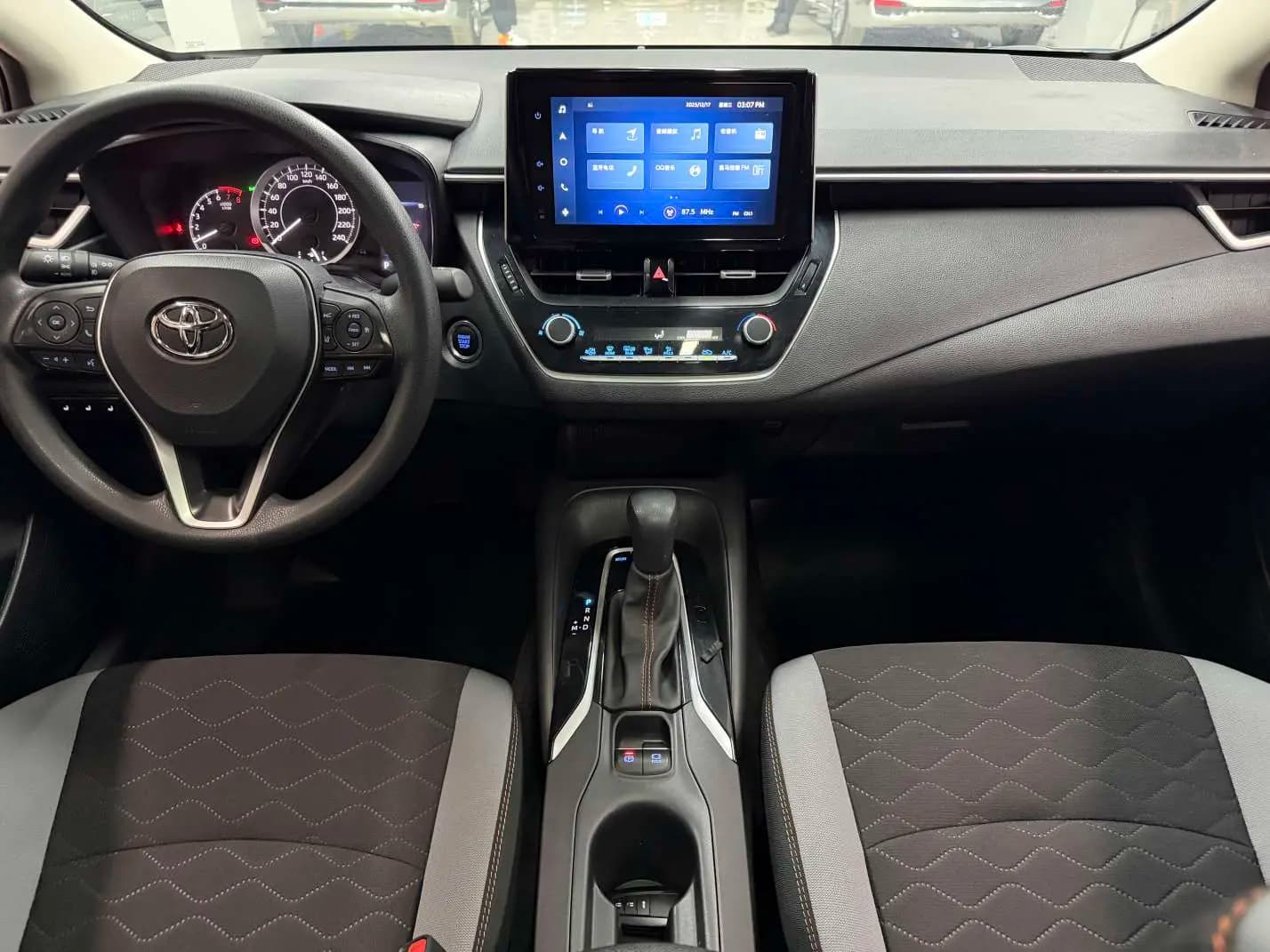 Toyota Corolla 2022 г. 45000 км. — фото 11