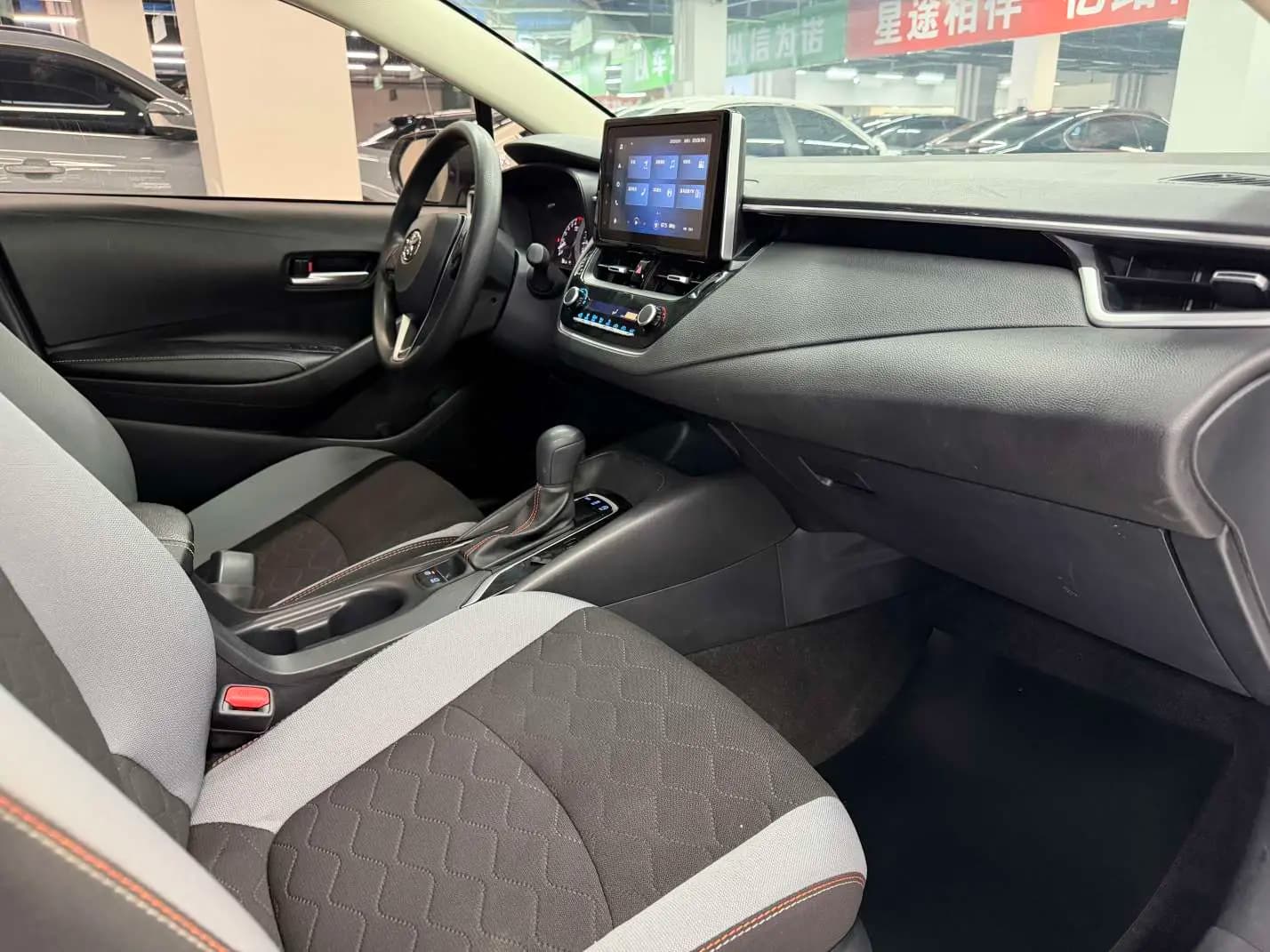 Toyota Corolla 2022 г. 45000 км. — фото 7