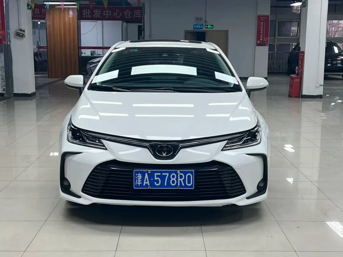 Toyota Corolla 2023 г. 36000 км. — фото 2