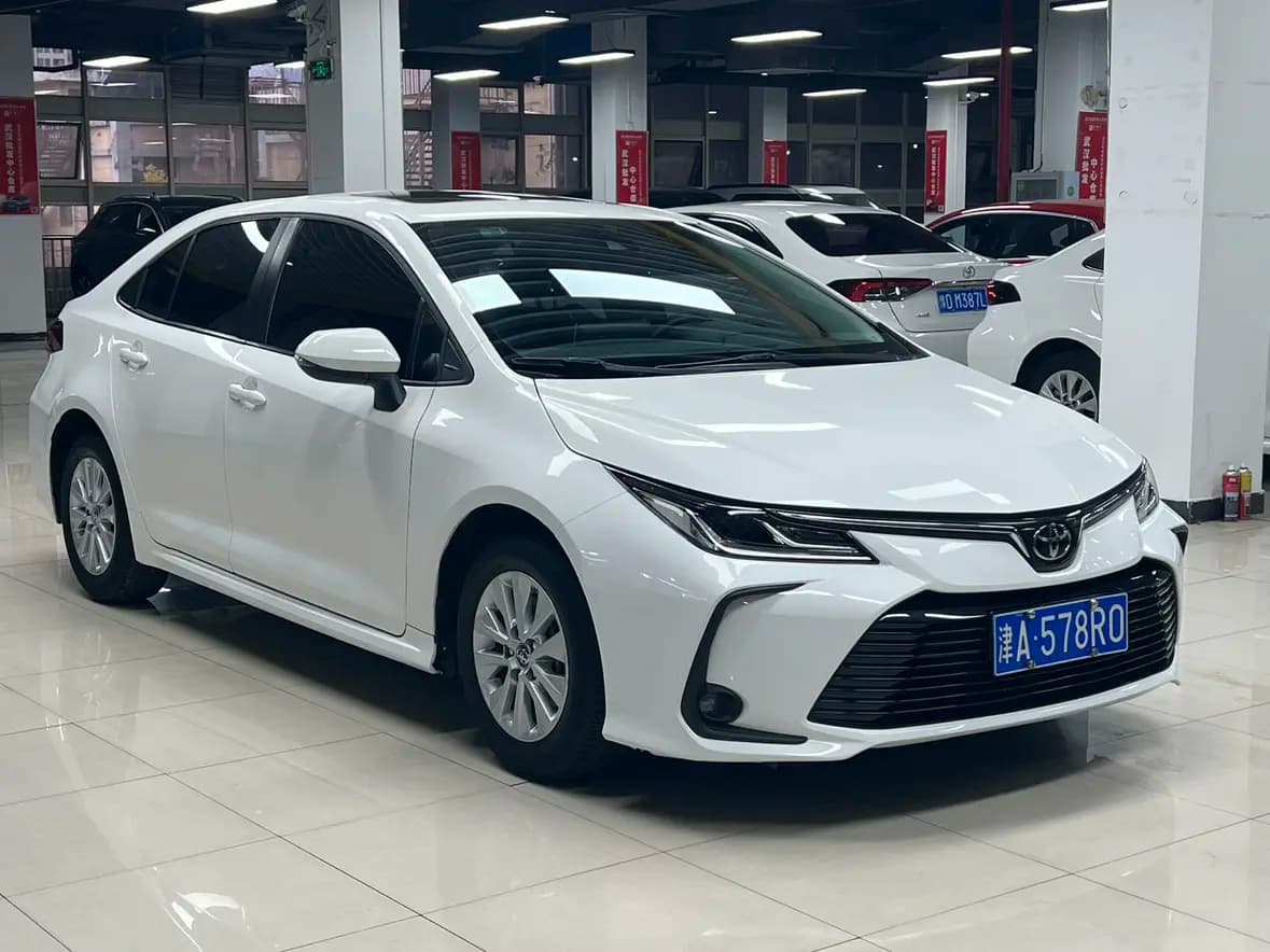 Toyota Corolla 2023 г. 36000 км. — фото 3