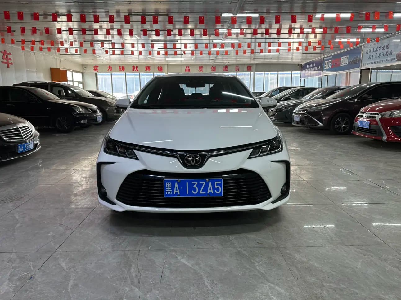 Toyota Corolla 2023 г. 32000 км. — фото 2