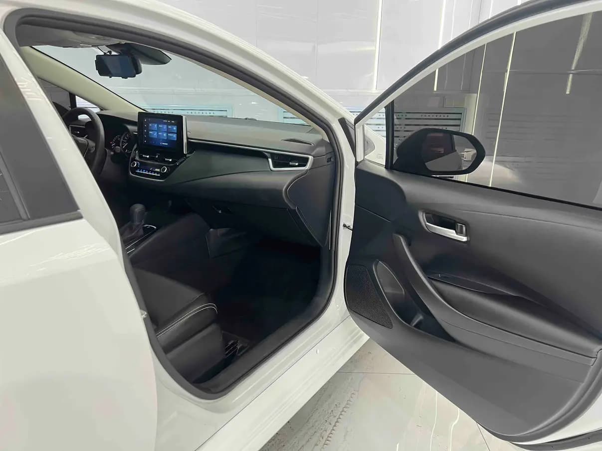 Toyota Corolla 2022 г. 19000 км. — фото 12