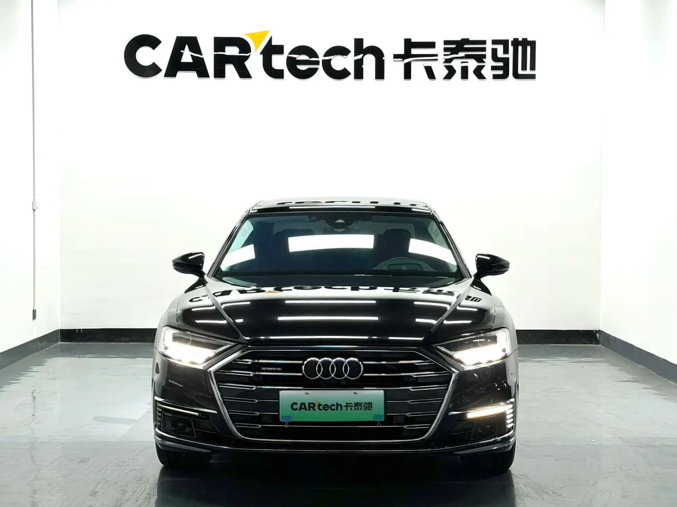 Audi A8 PHEV 2022 г. 44015 км. — фото 2