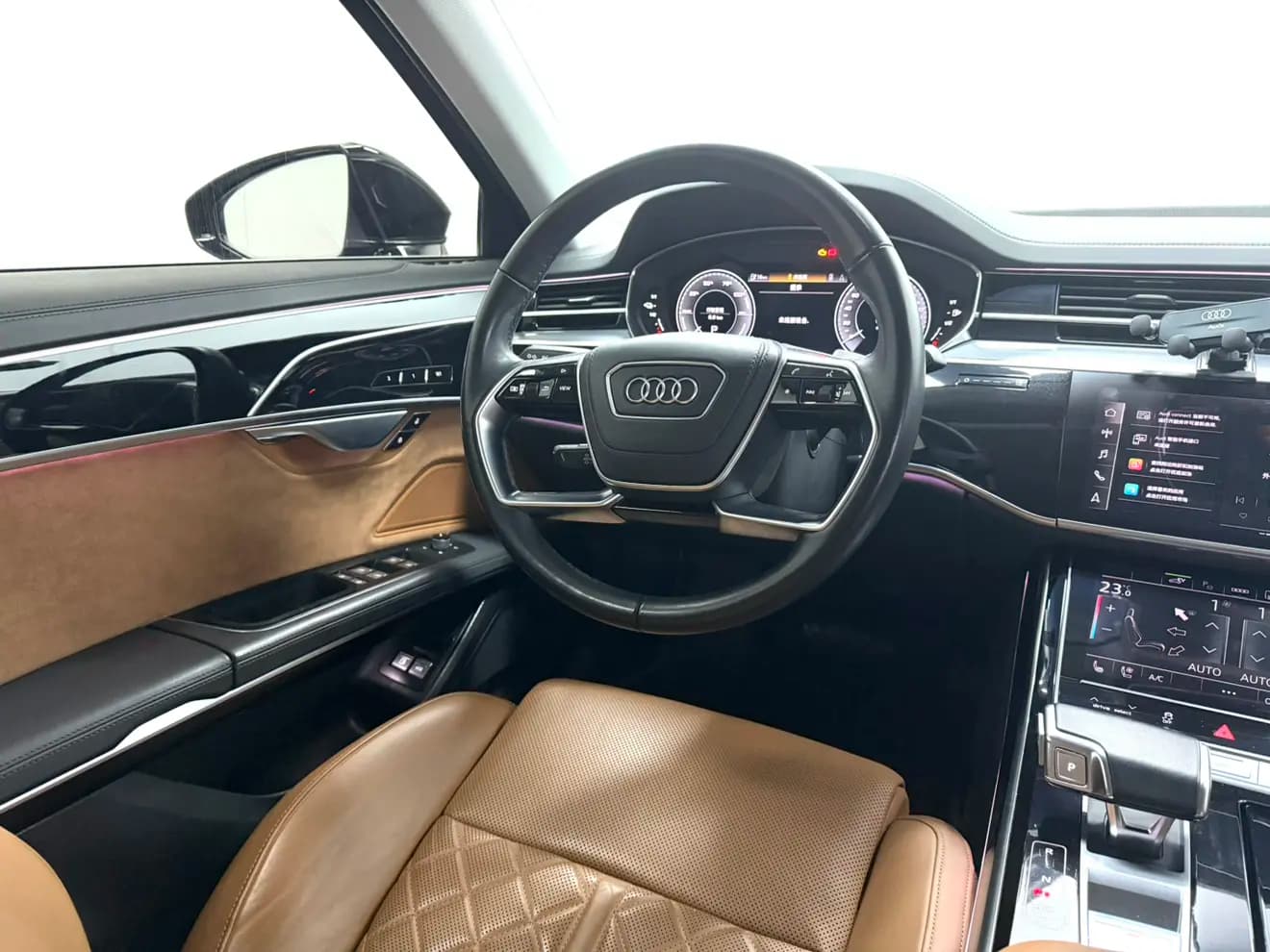 Audi A8 PHEV 2022 г. 44015 км. — фото 16