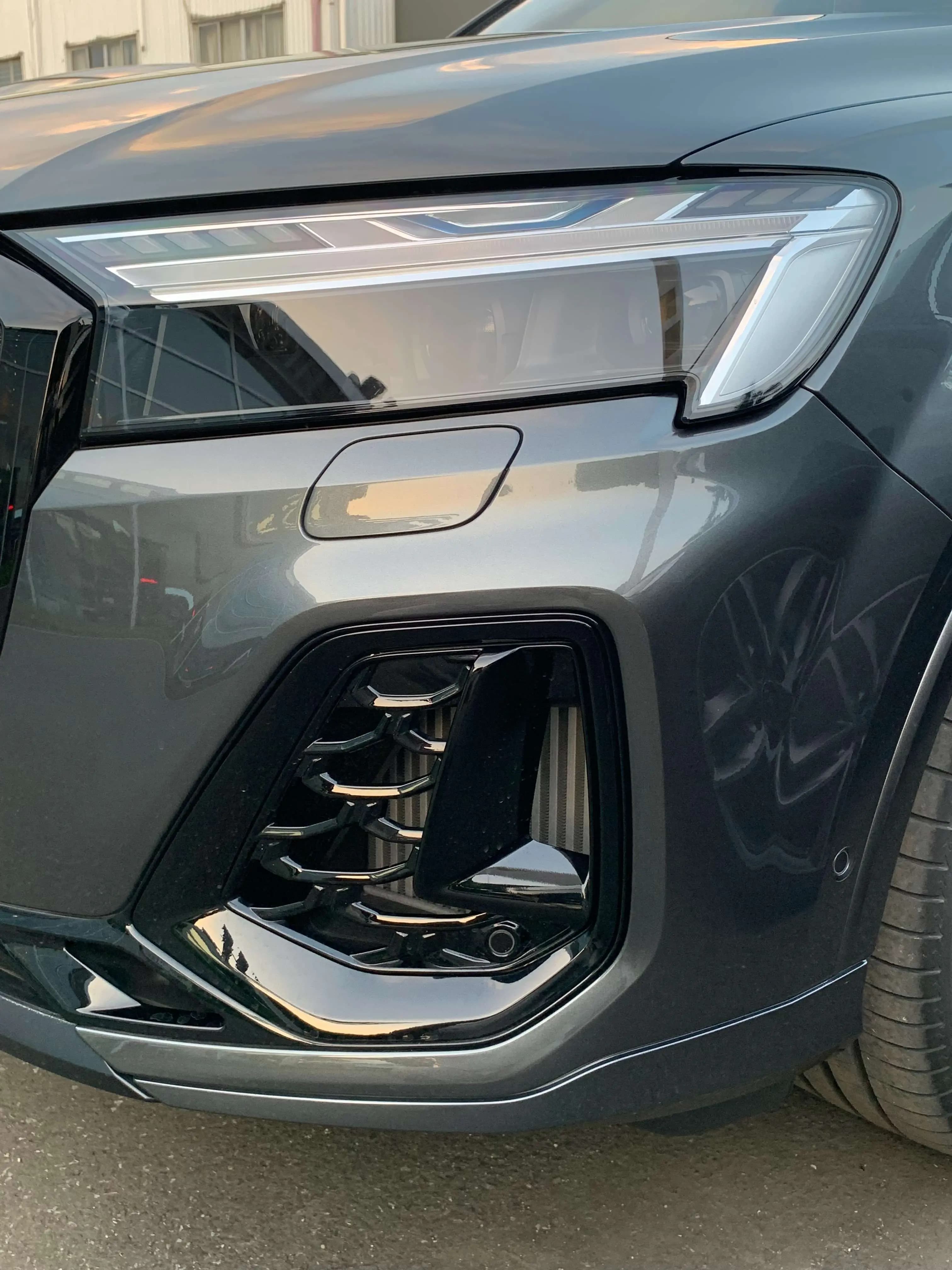 Audi SQ7 2024 г. 1339 км. — фото 12