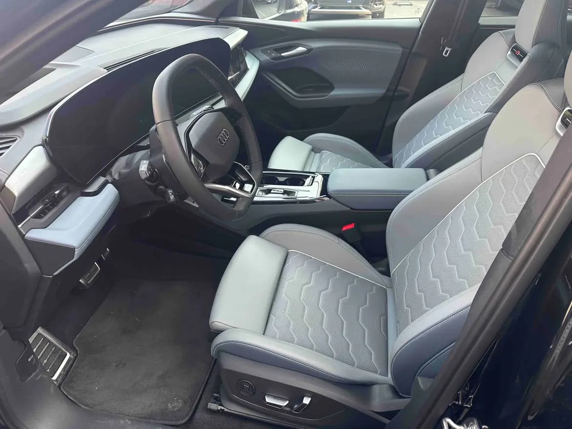 Audi Q6L e-tron 2025 г. 5030 км. — фото 13