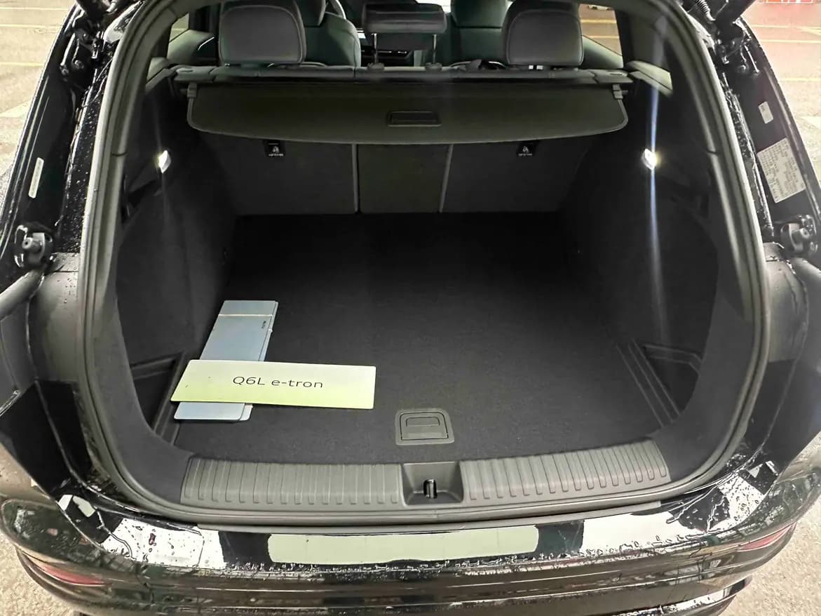 Audi Q6L e-tron 2025 г. 5030 км. — фото 17