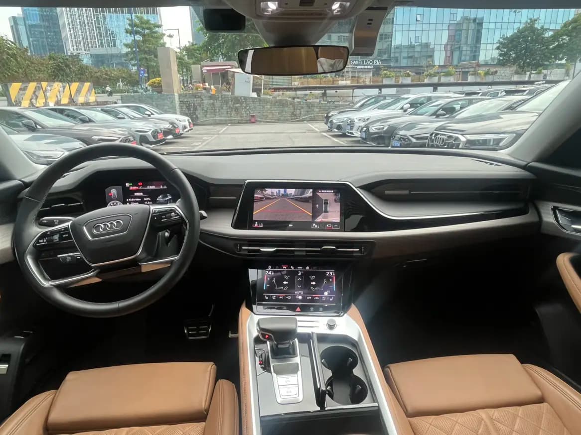 Audi Q6 2025 г. 7748 км. — фото 11