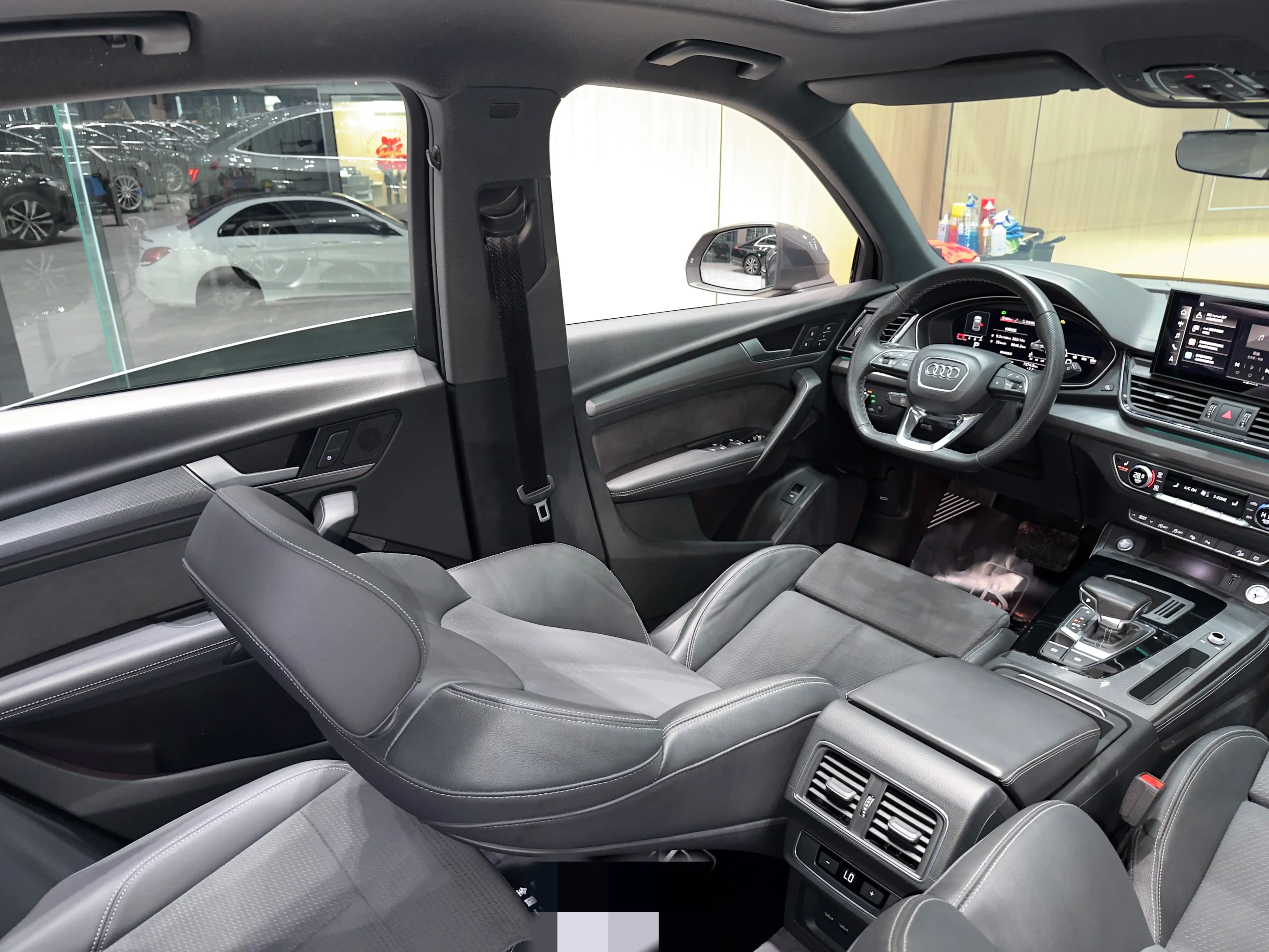 Audi Q5L Sportback 2022 г. 25118 км. — фото 6