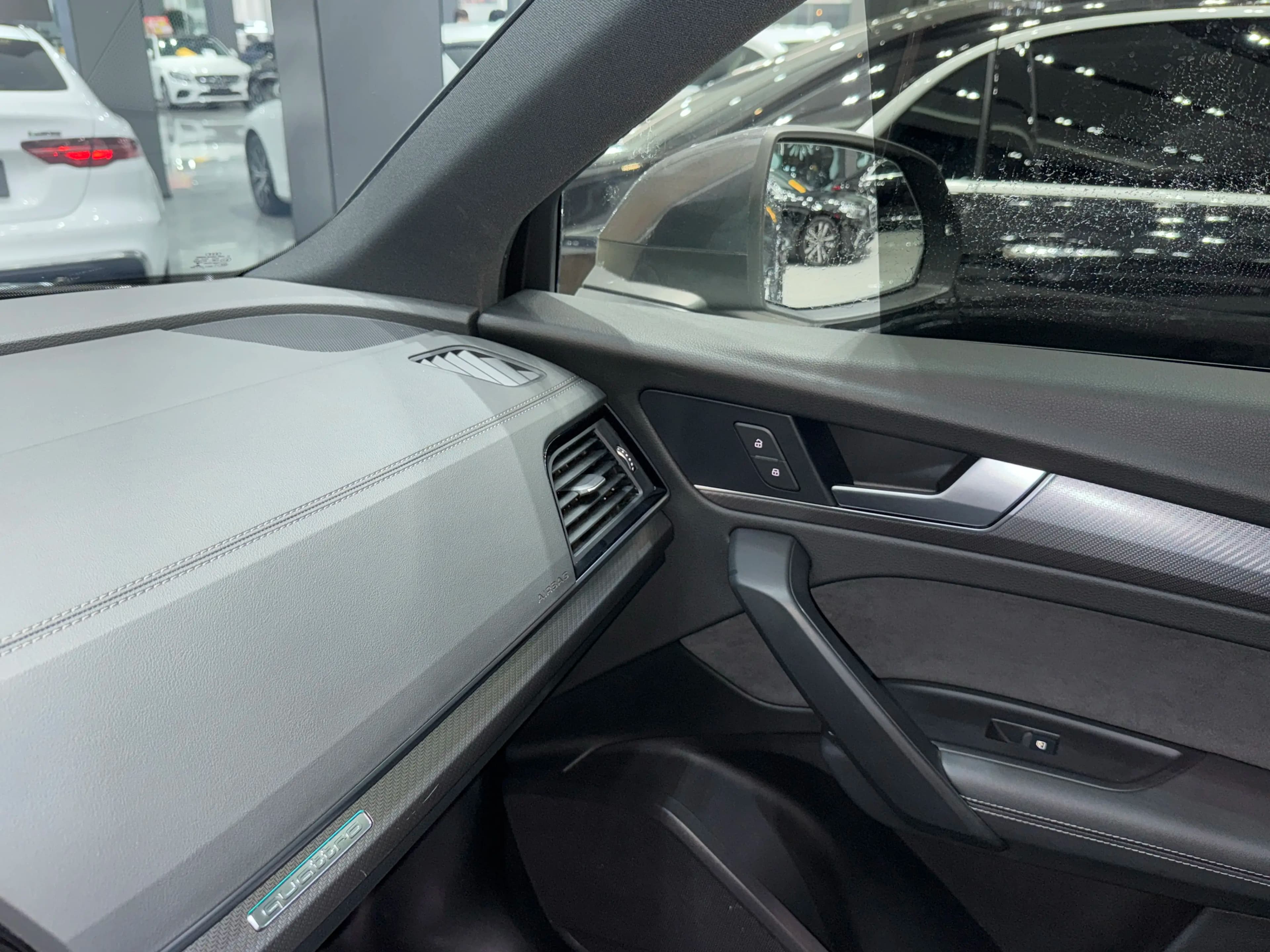 Audi Q5L Sportback 2022 г. 25118 км. — фото 7