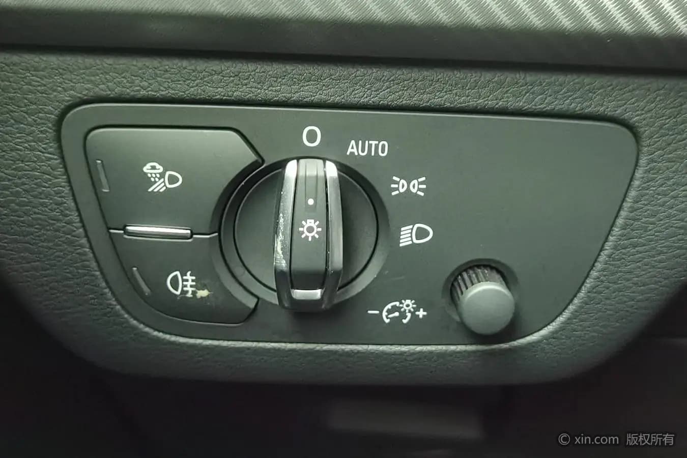 Audi Q5L 2021 г. 139791 км. — фото 11