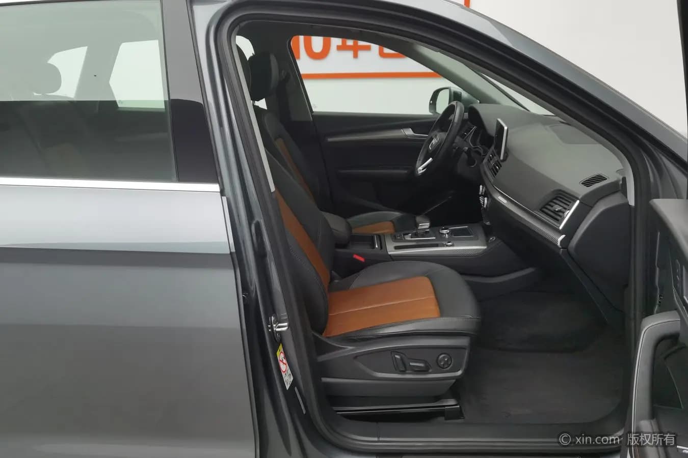 Audi Q5L 2021 г. 139791 км. — фото 14