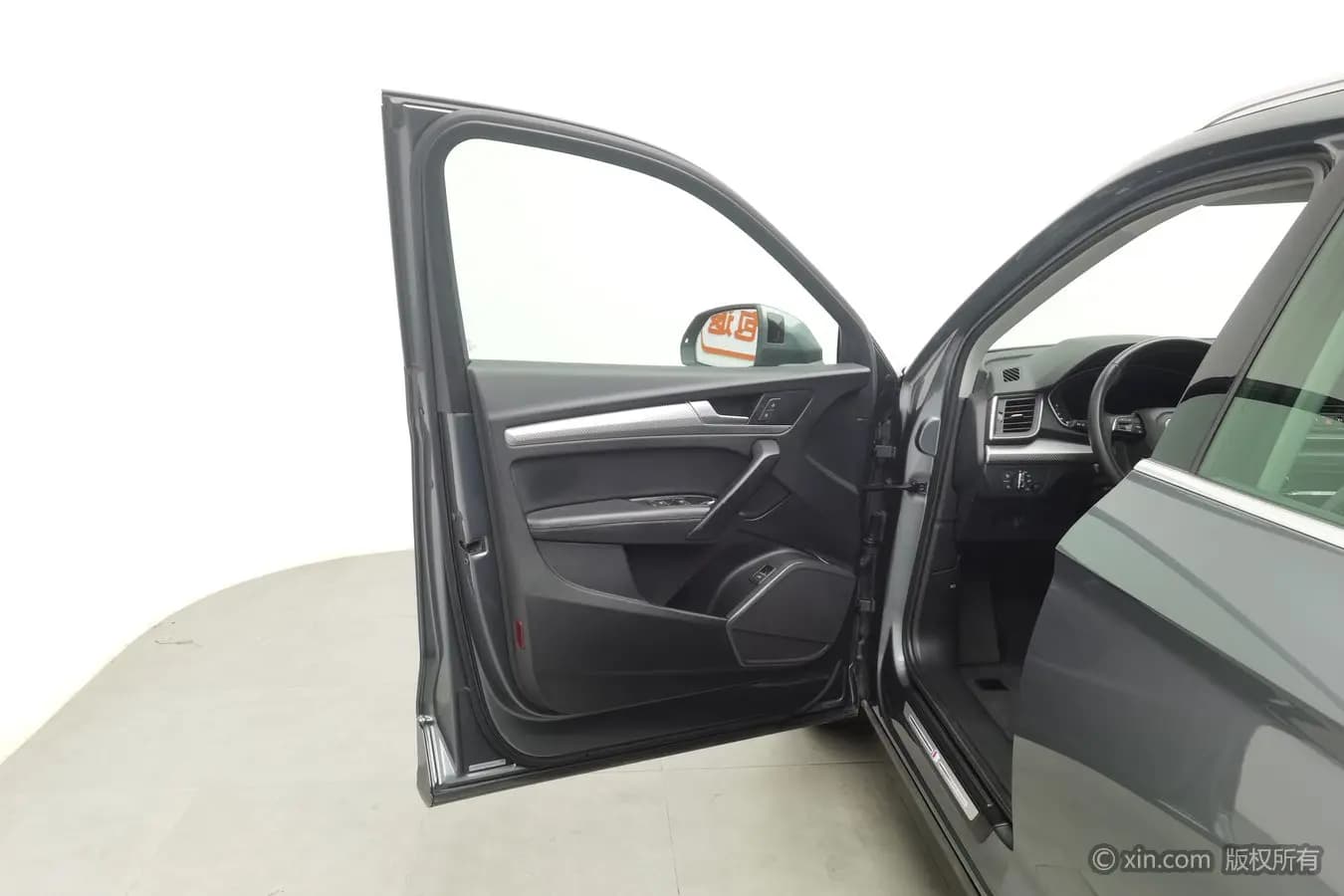Audi Q5L 2021 г. 139791 км. — фото 17