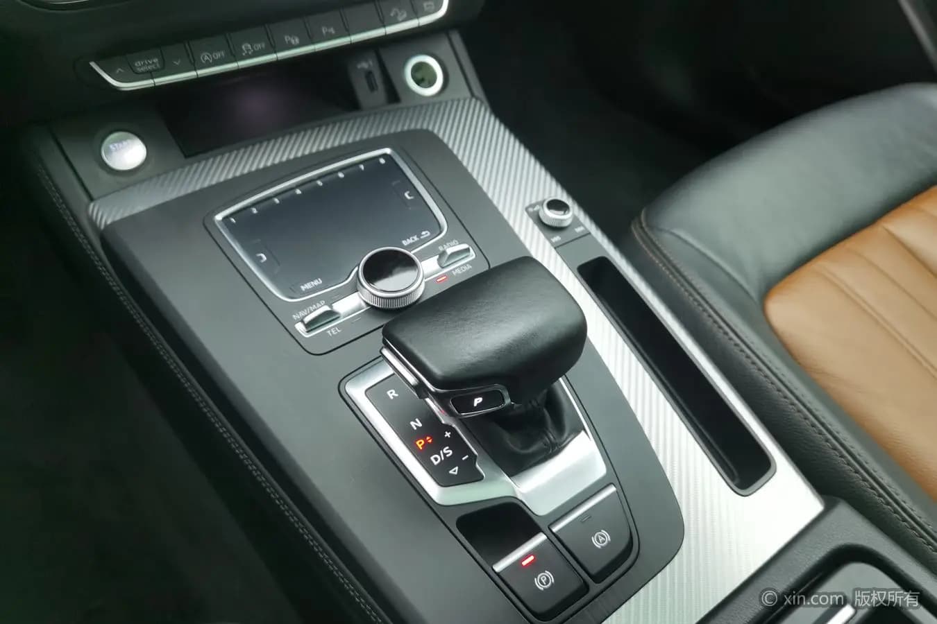 Audi Q5L 2021 г. 139791 км. — фото 10