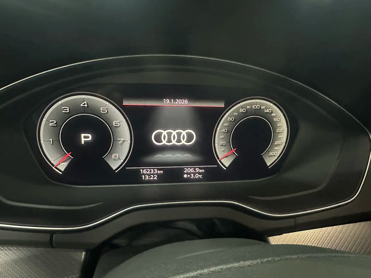 Audi Q5L 2024 г. 16219 км. — фото 6