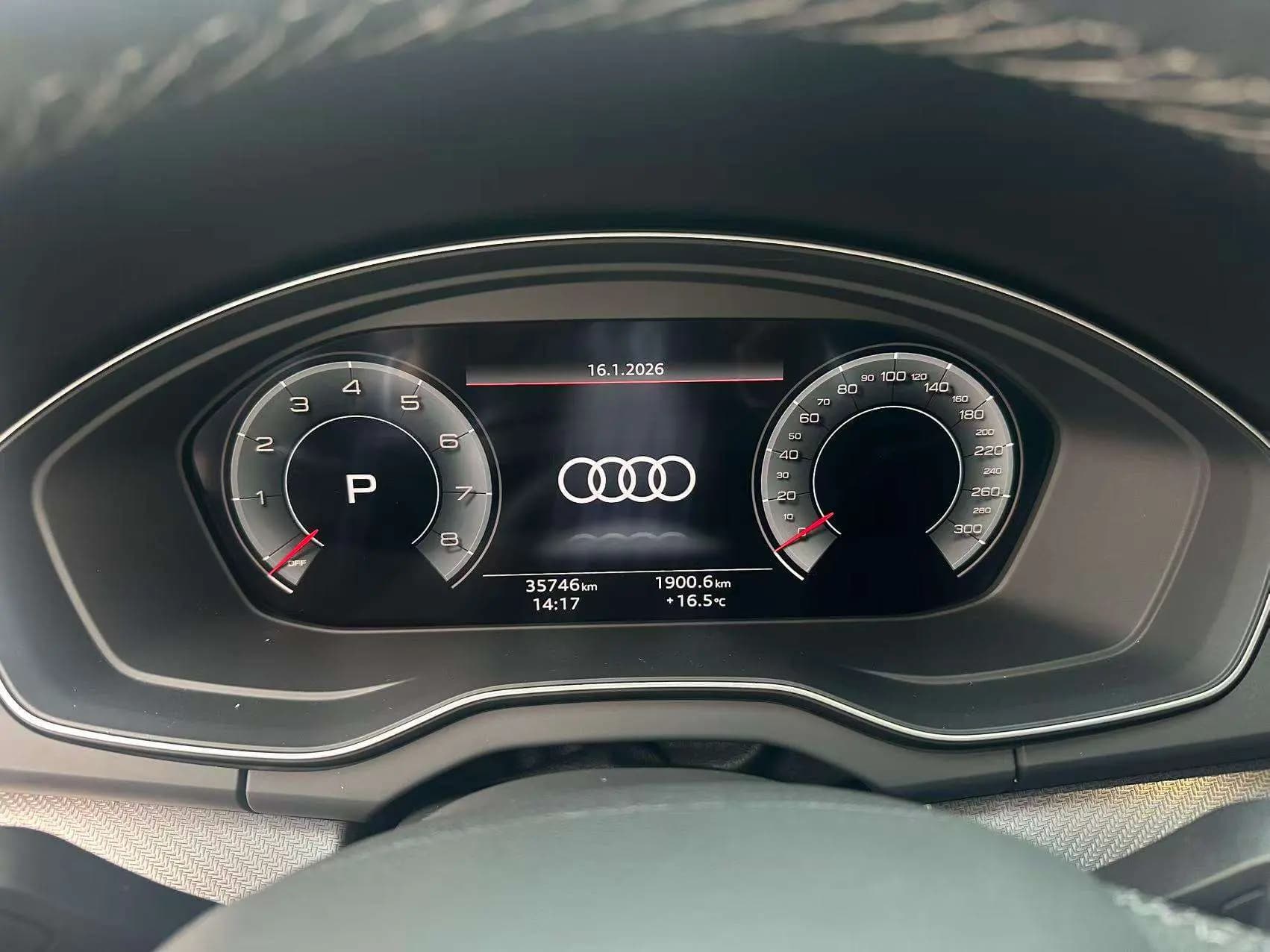 Audi Q5L 2024 г. 35018 км. — фото 15