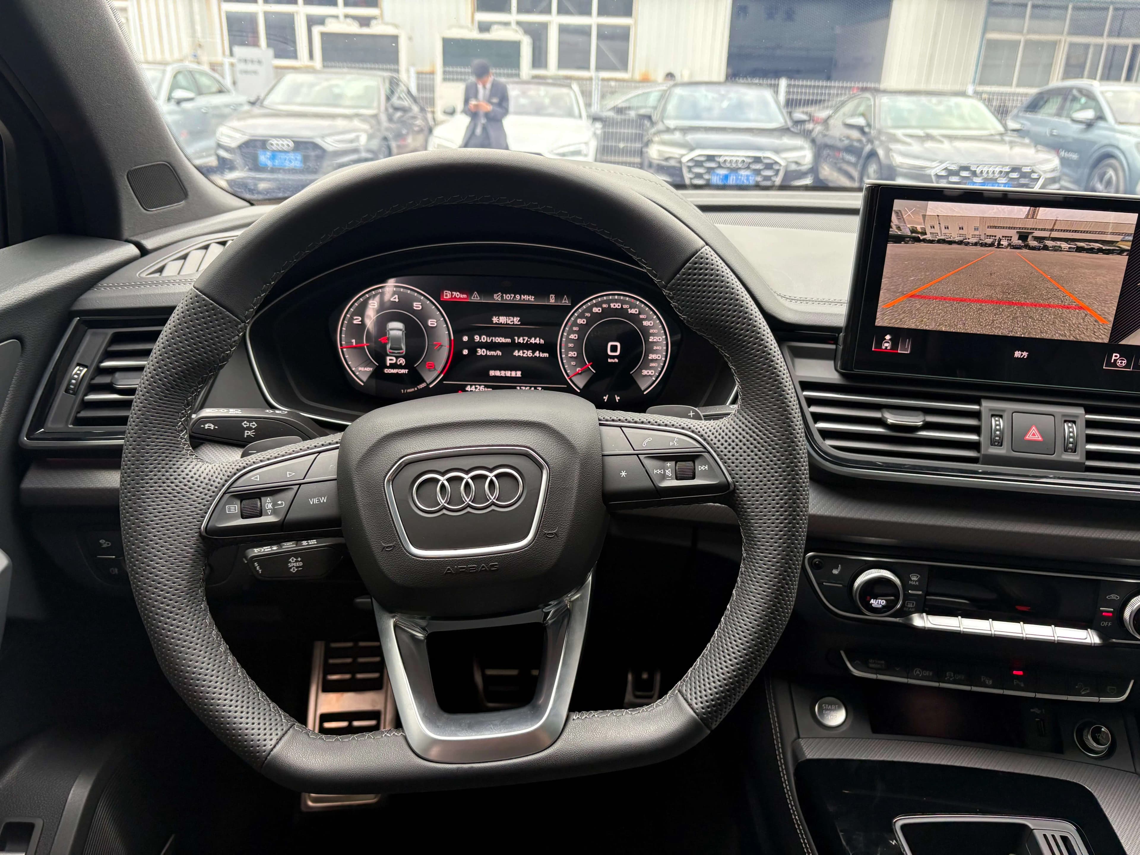 Audi Q5L 2024 г. 35018 км. — фото 16