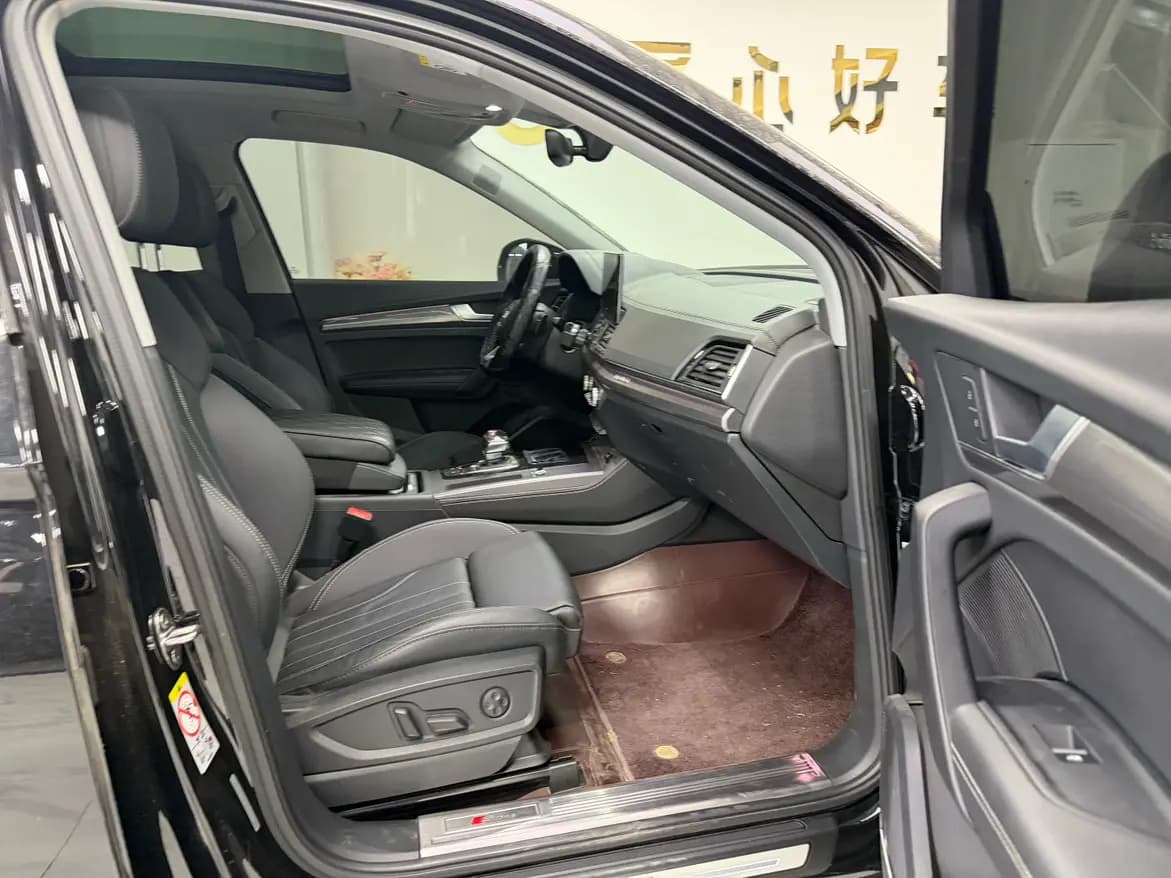 Audi Q5L 2022 г. 32297 км. — фото 15