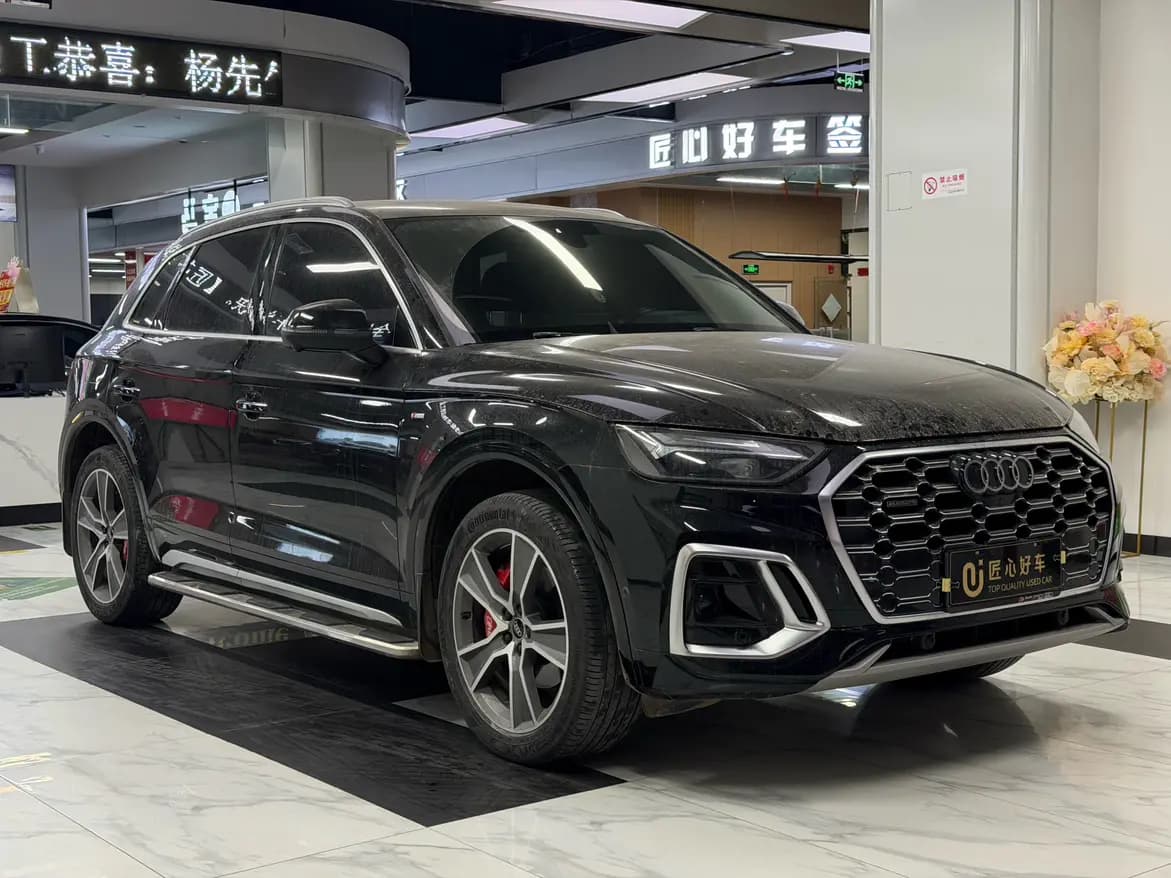 Audi Q5L 2022 г. 32297 км. — фото 3