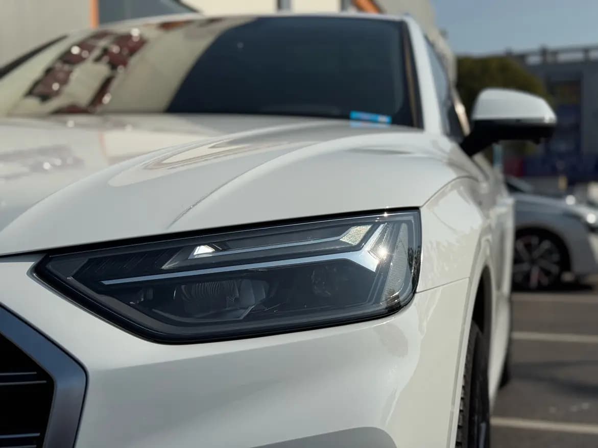 Audi Q5L 2023 г. 59013 км. — фото 7