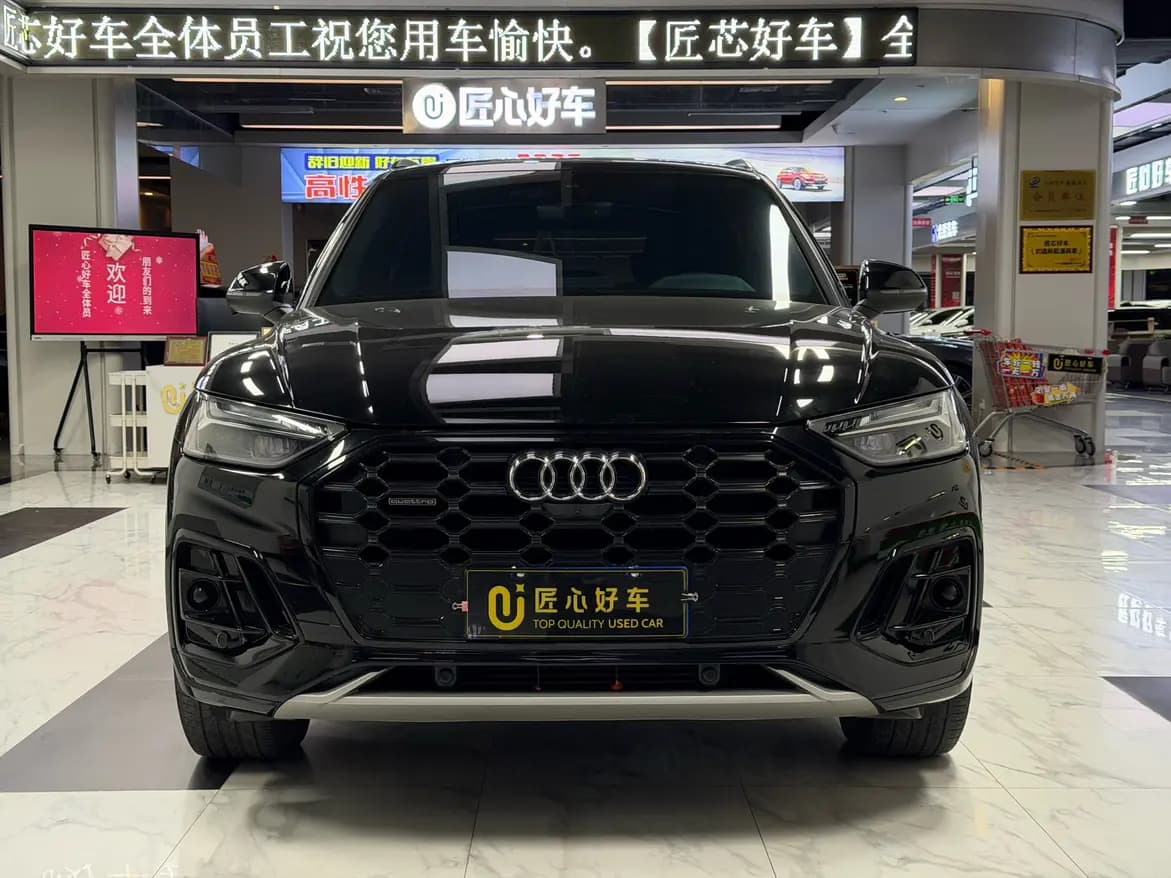 Audi Q5L 2023 г. 67063 км. — фото 2
