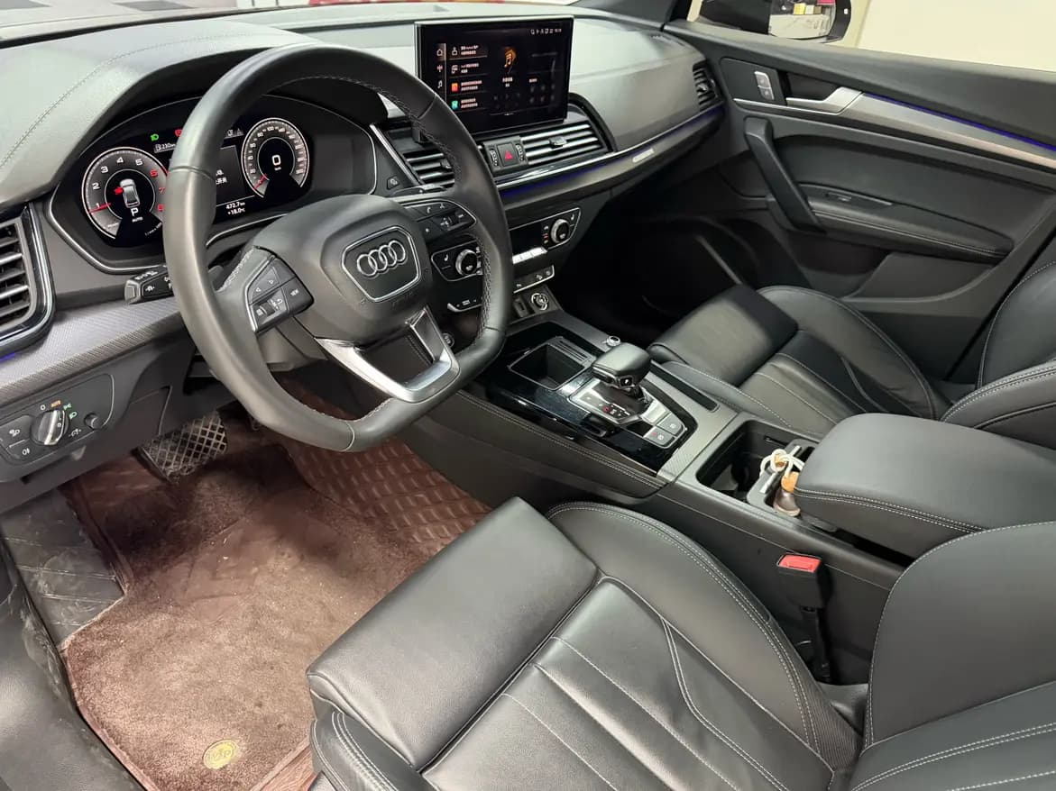 Audi Q5L 2023 г. 67063 км. — фото 16