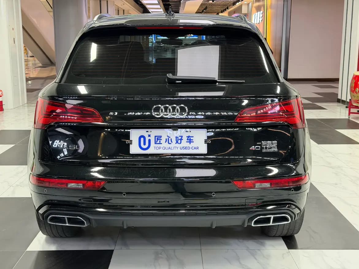 Audi Q5L 2023 г. 67063 км. — фото 5