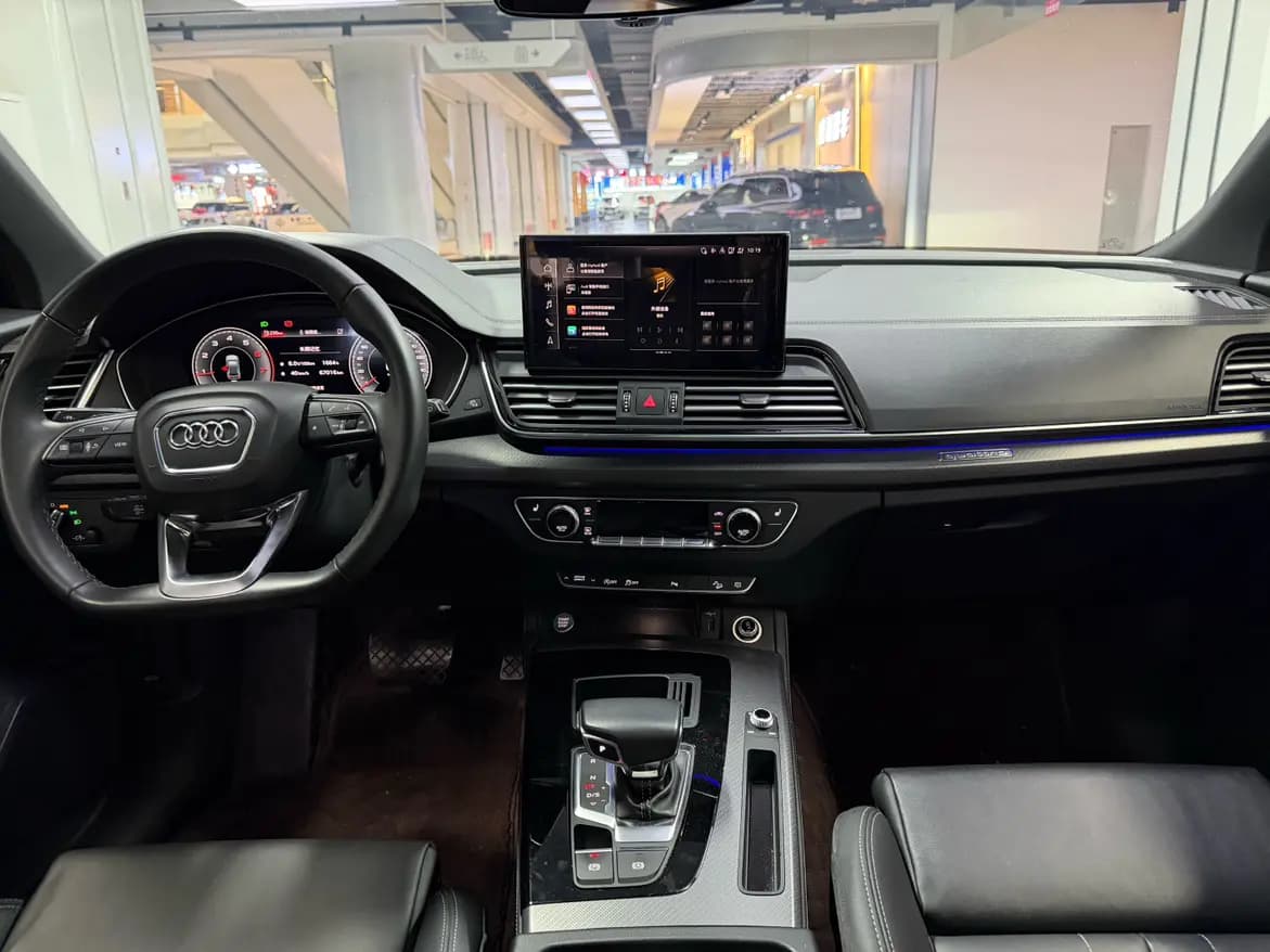 Audi Q5L 2023 г. 67063 км. — фото 9